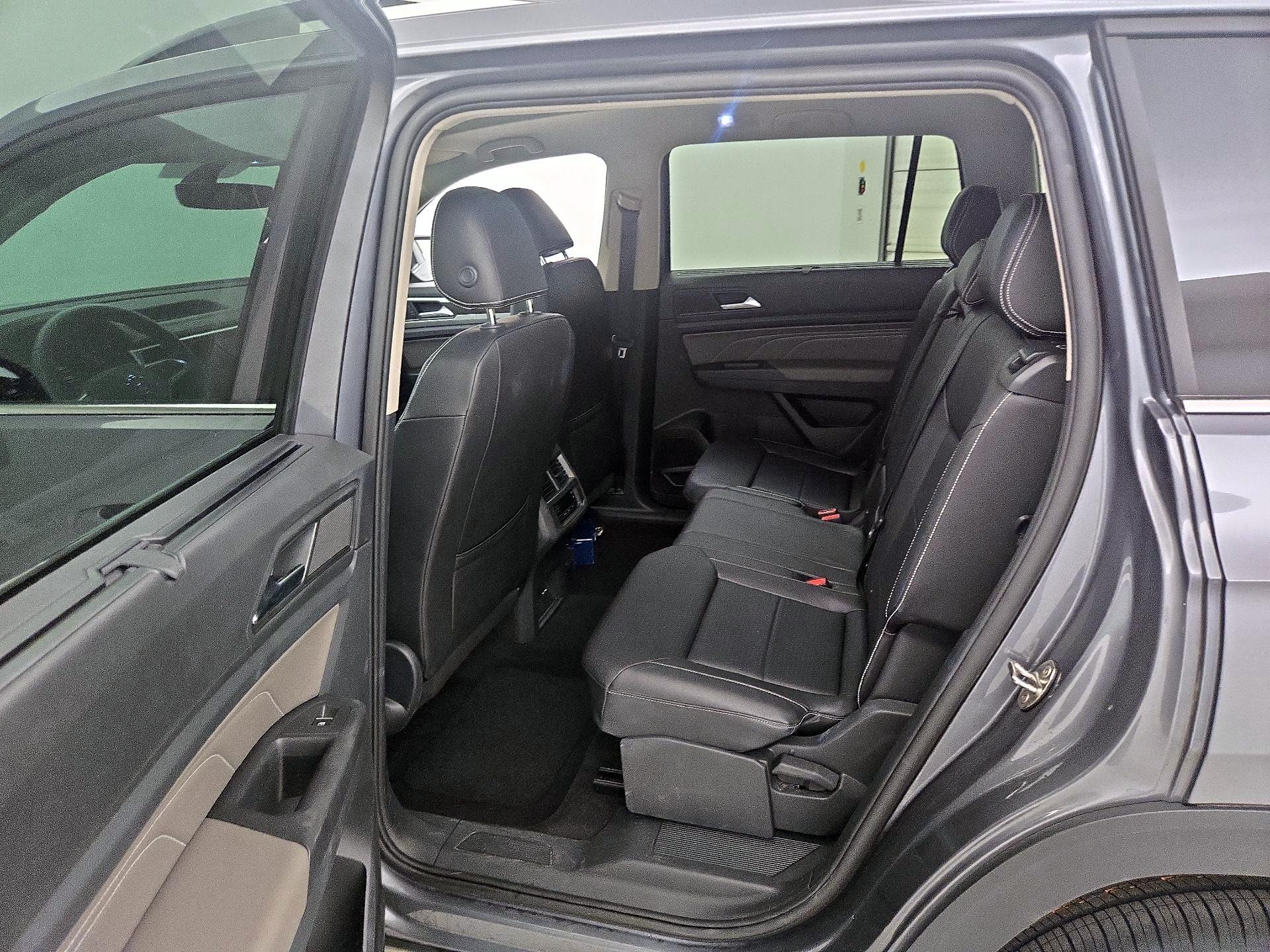 Thumbnail: 2023 Volkswagen Atlas - 20