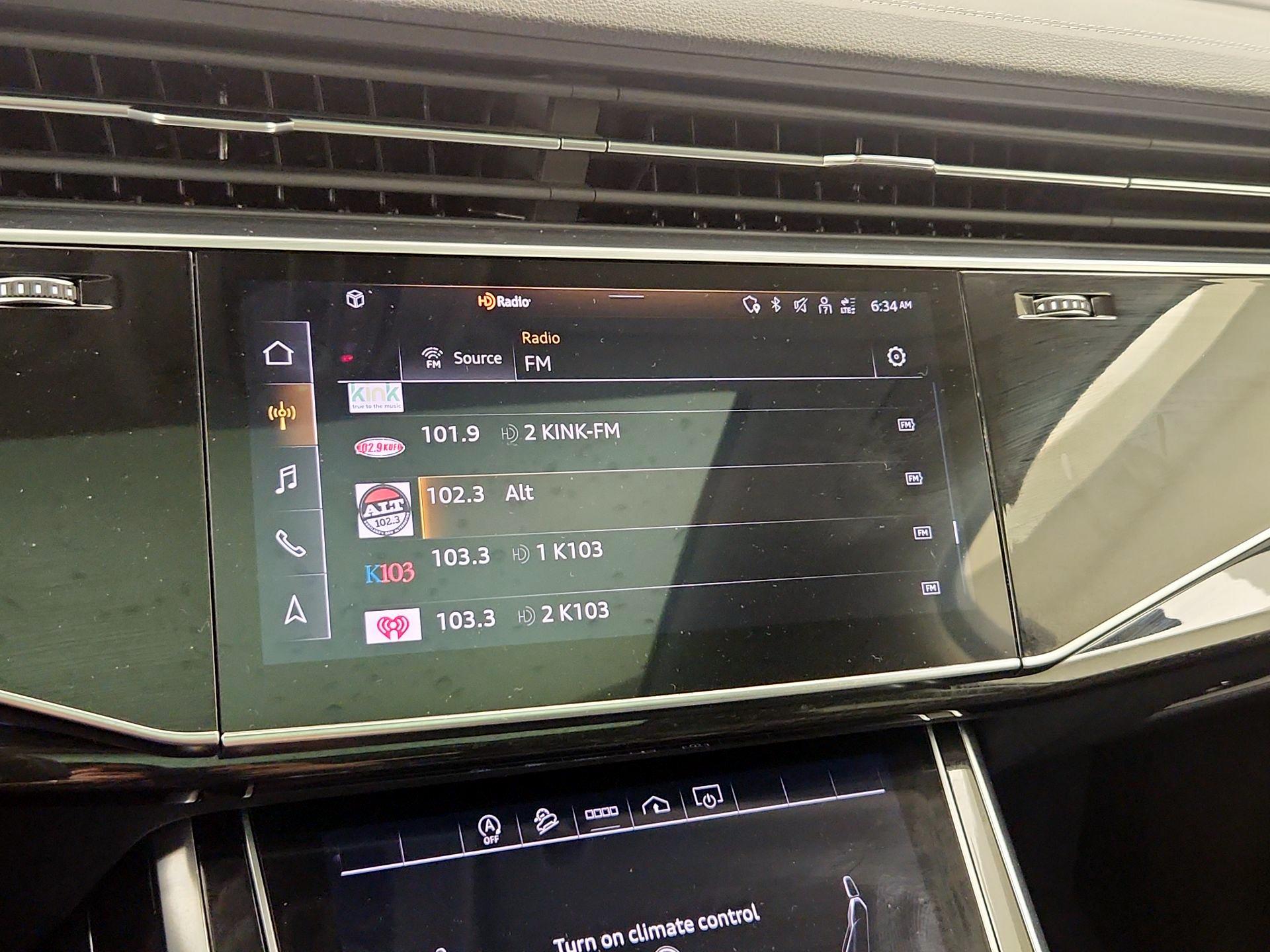 Thumbnail: 2023 Audi Q7 - 16