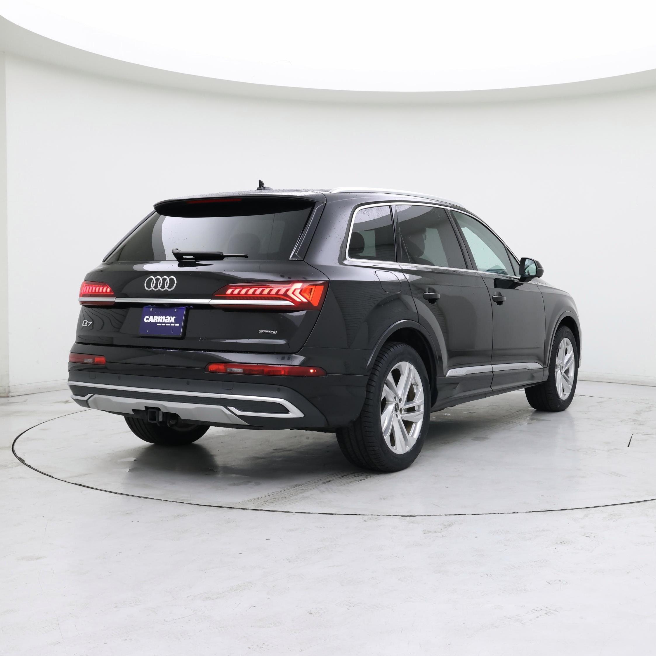 Thumbnail: 2023 Audi Q7 - 8