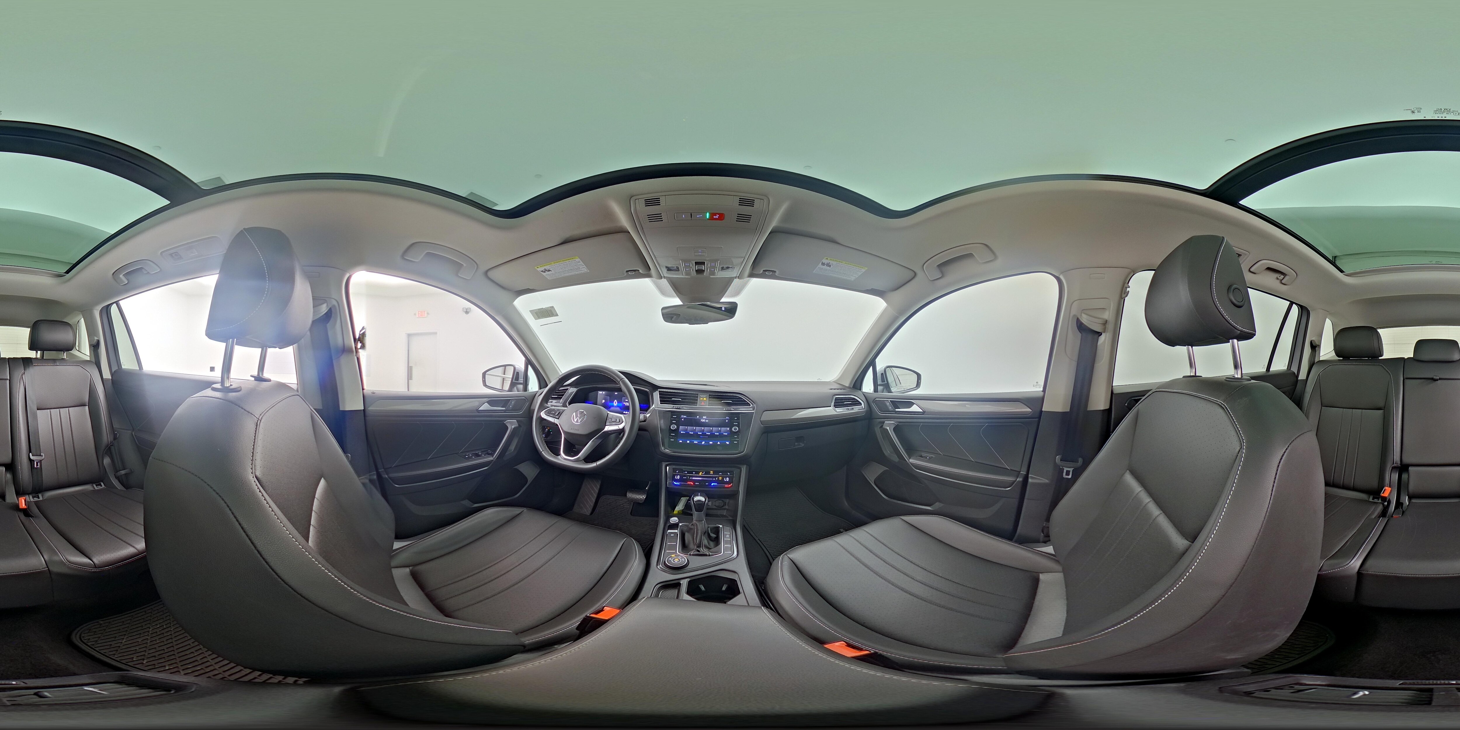 2023 Volkswagen Tiguan SE - Photo 24