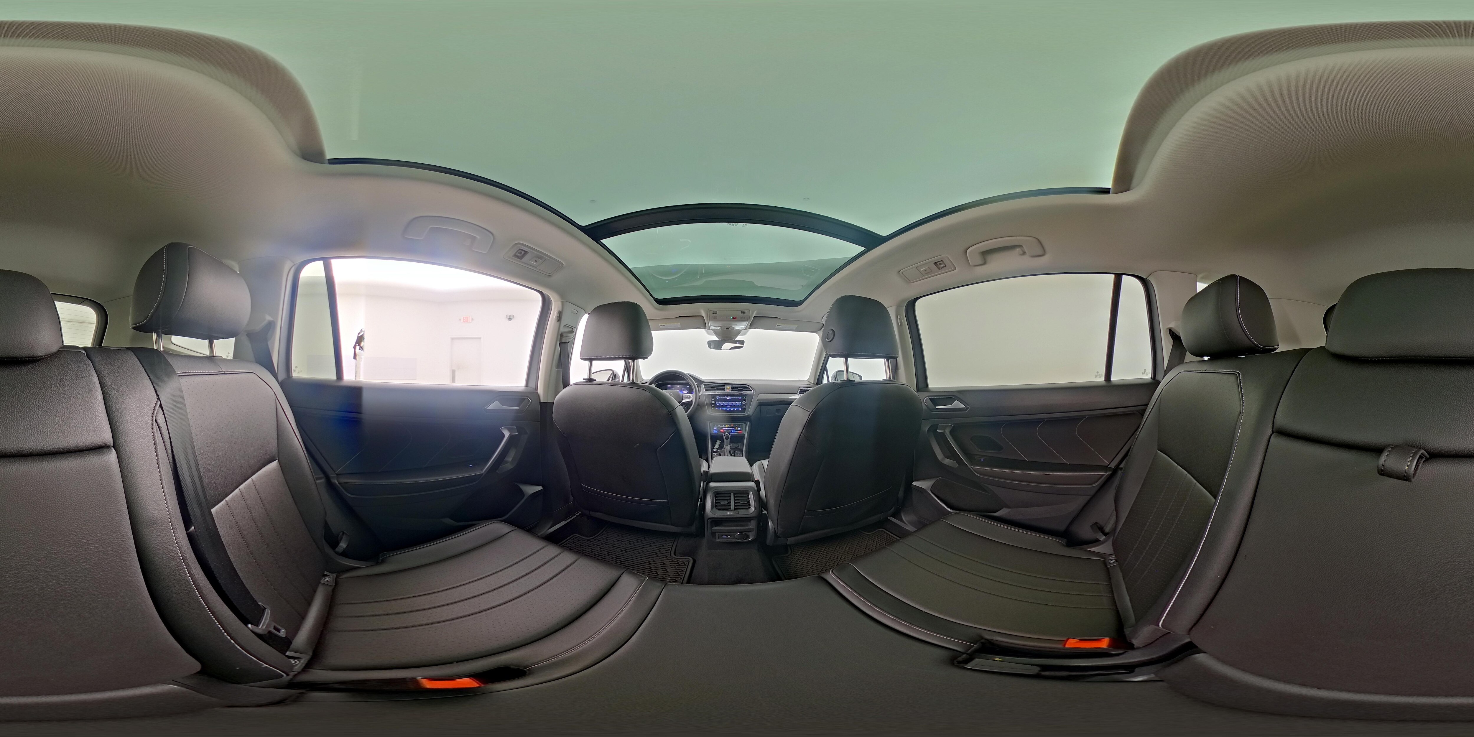 2023 Volkswagen Tiguan SE - Photo 25