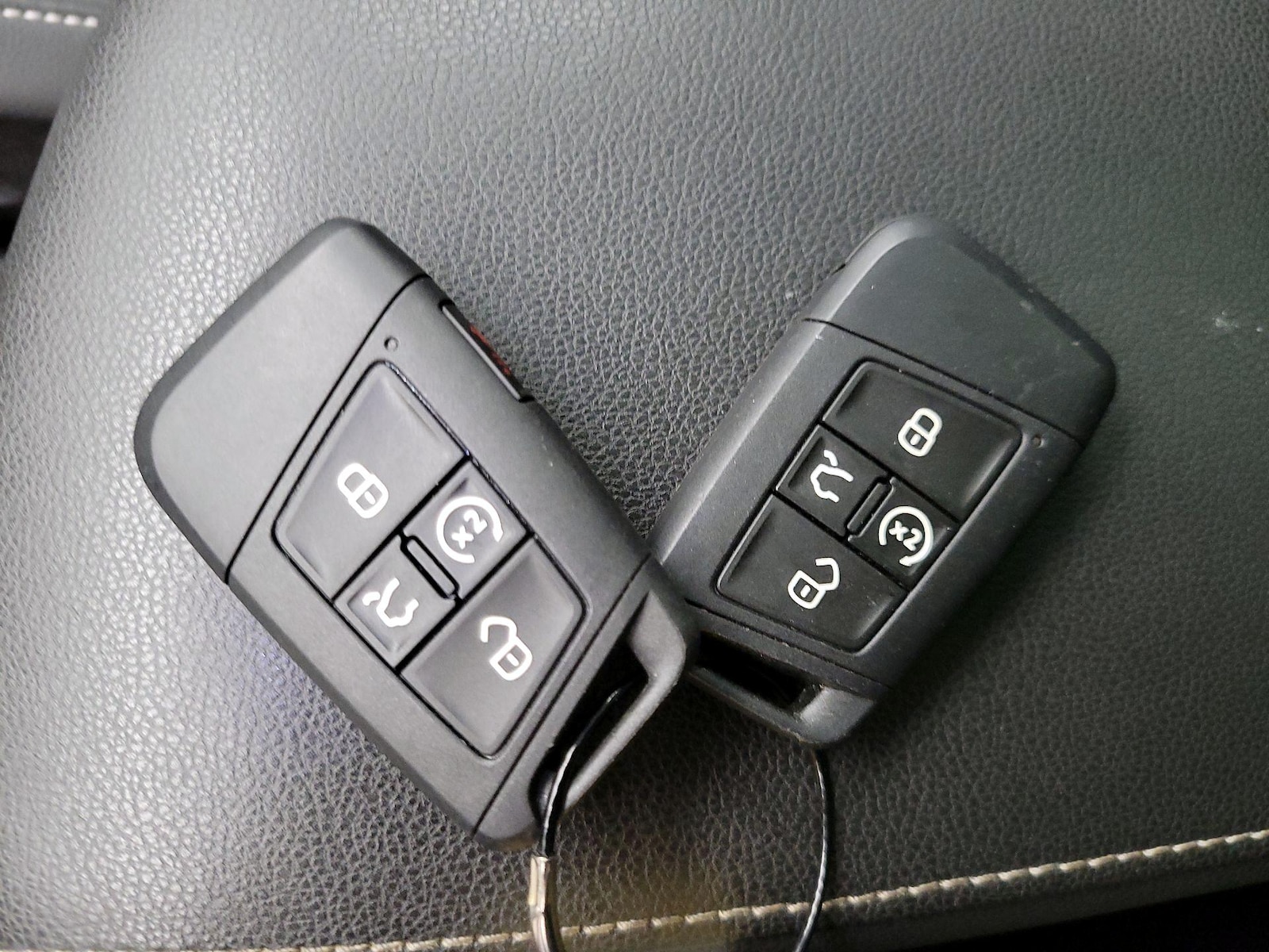 2023 Volkswagen Tiguan SE - Photo 23