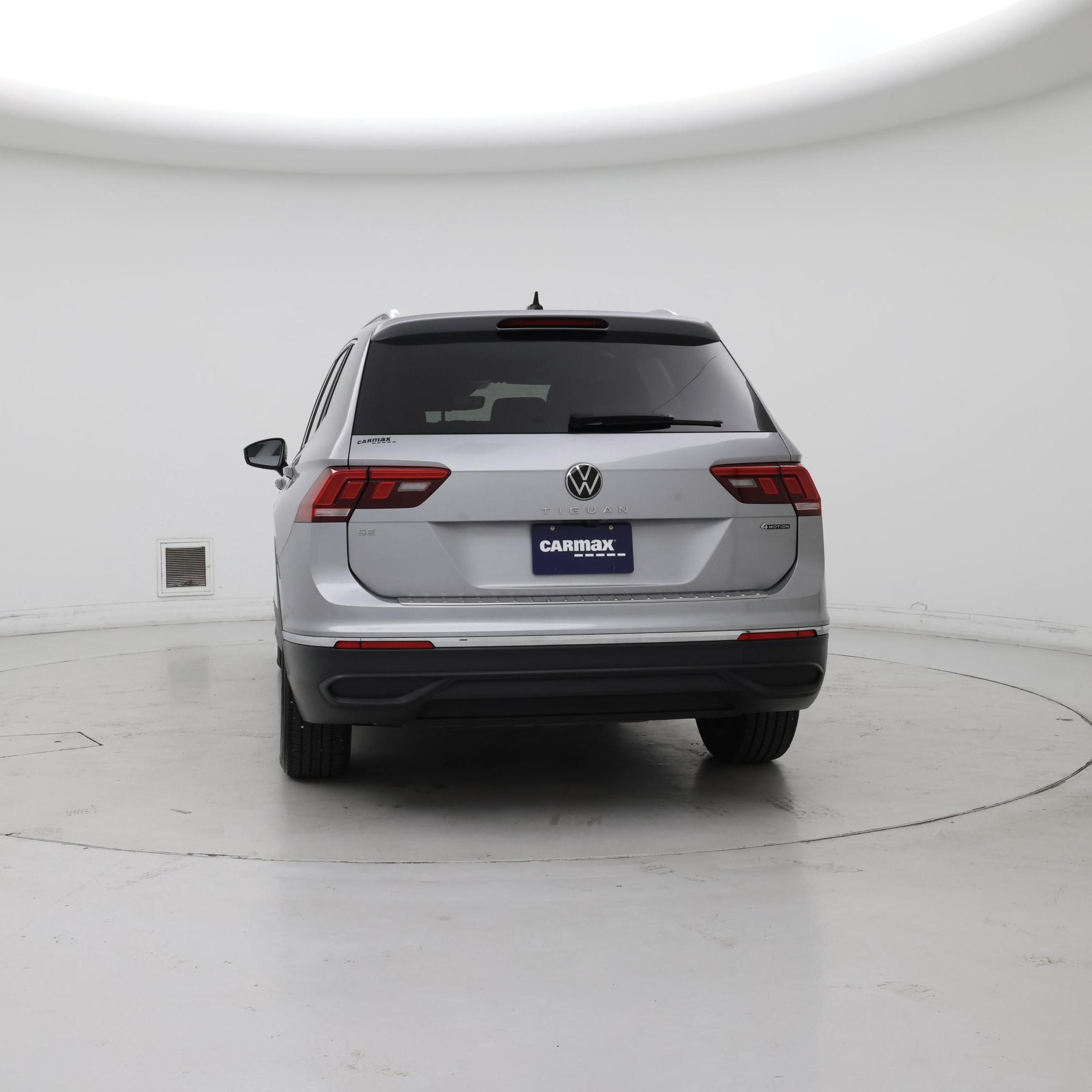 Thumbnail: 2023 Volkswagen Tiguan - 6