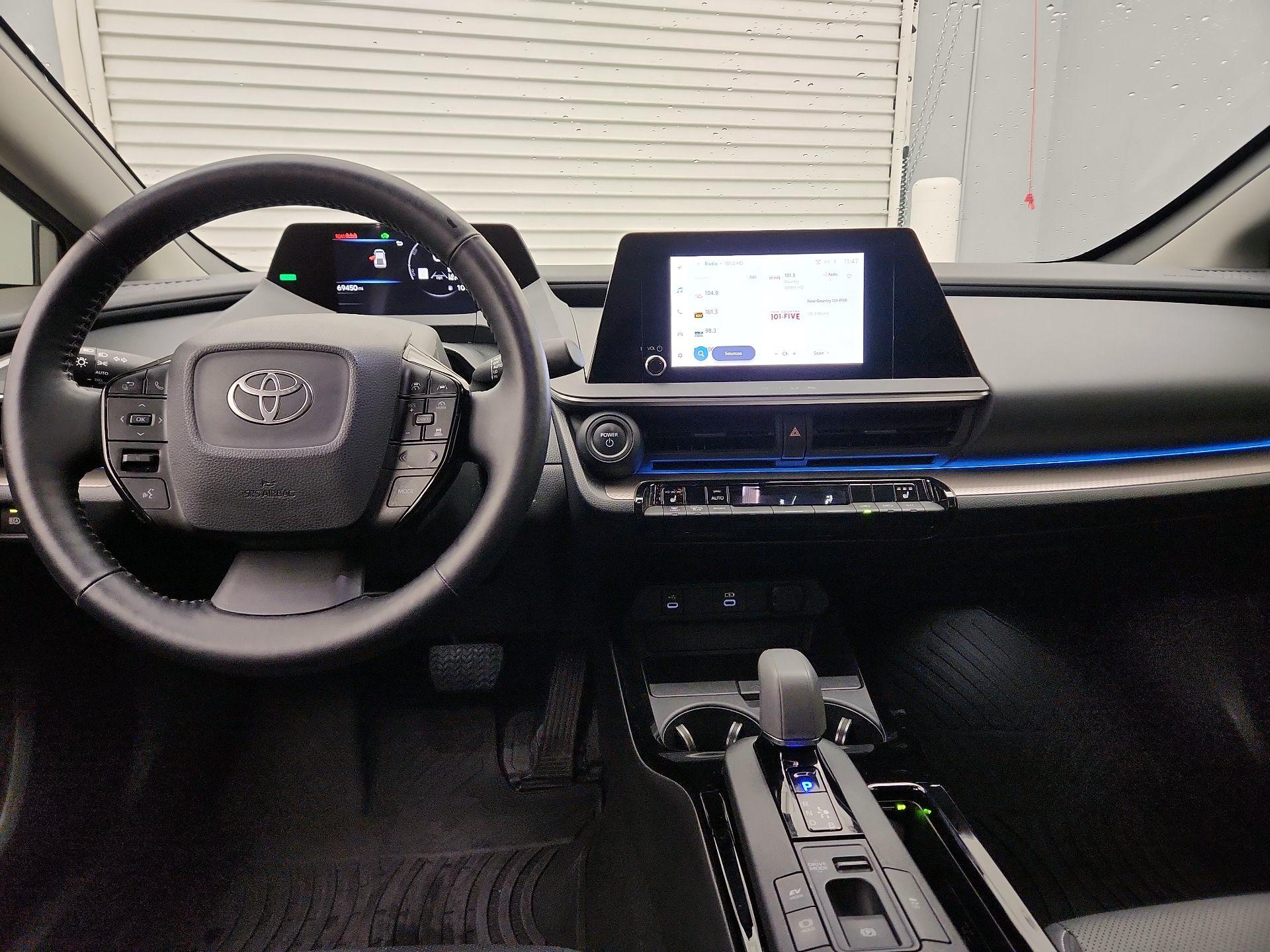 Thumbnail: 2023 Toyota Prius - 9