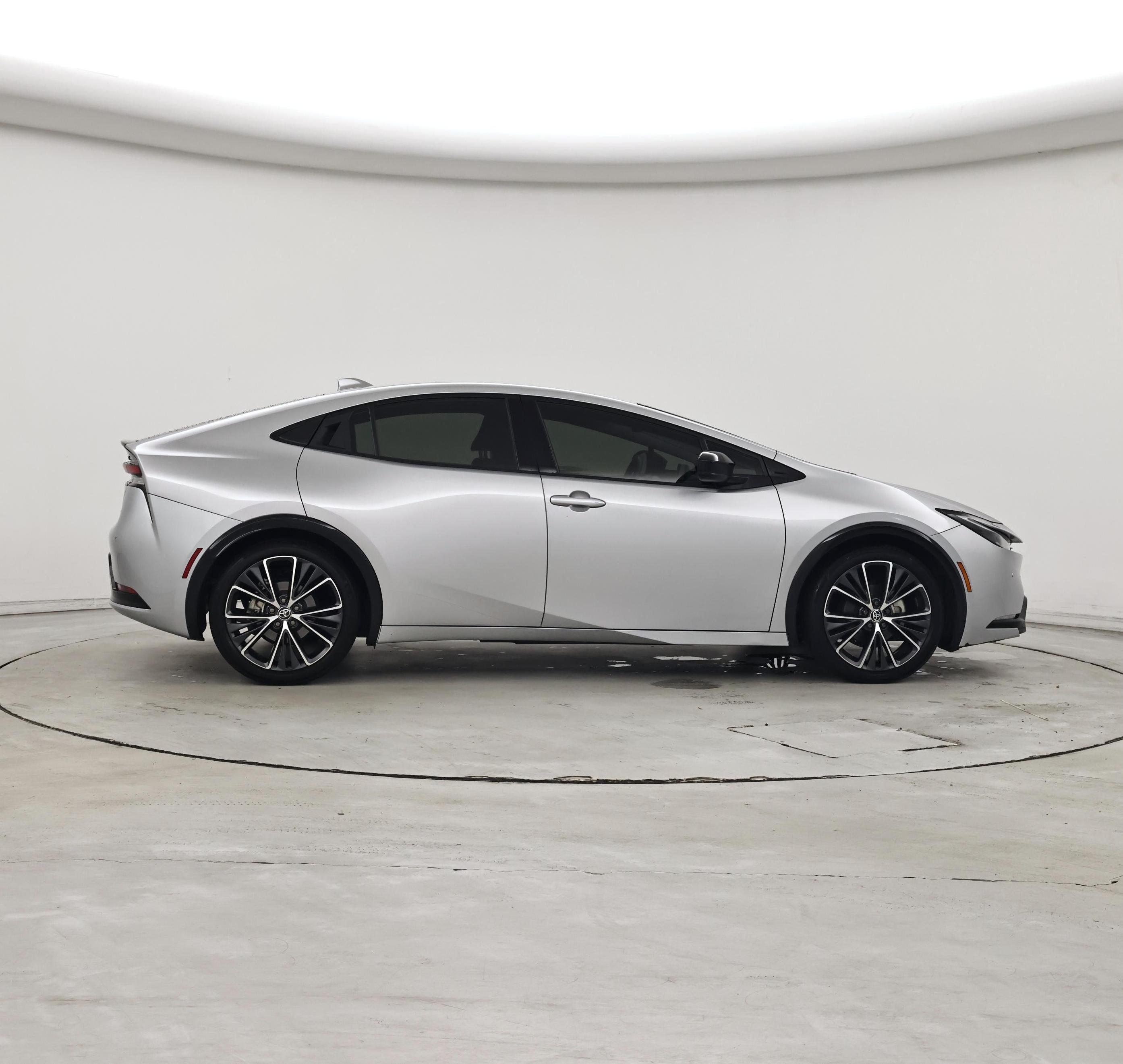Thumbnail: 2023 Toyota Prius - 7