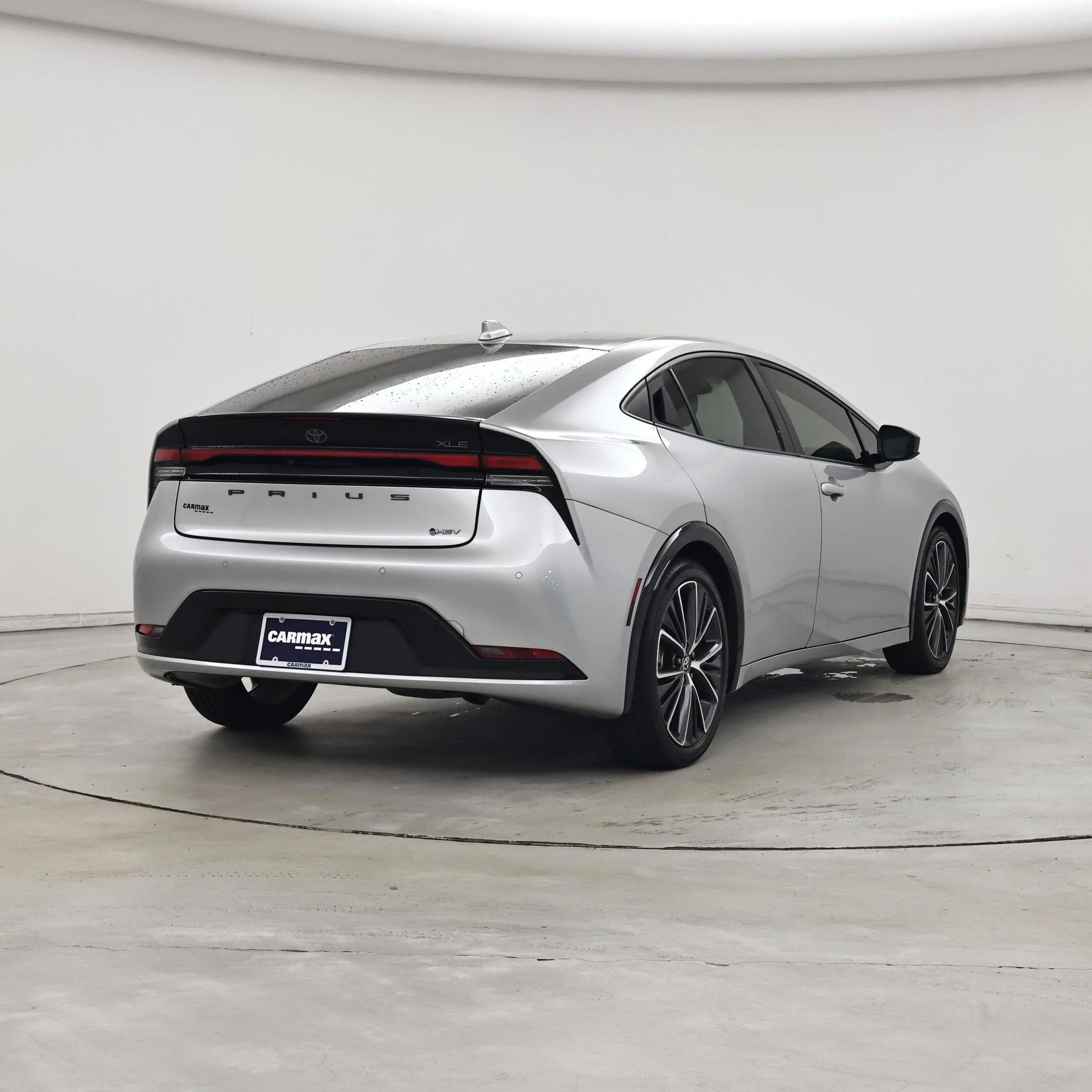 Thumbnail: 2023 Toyota Prius - 8
