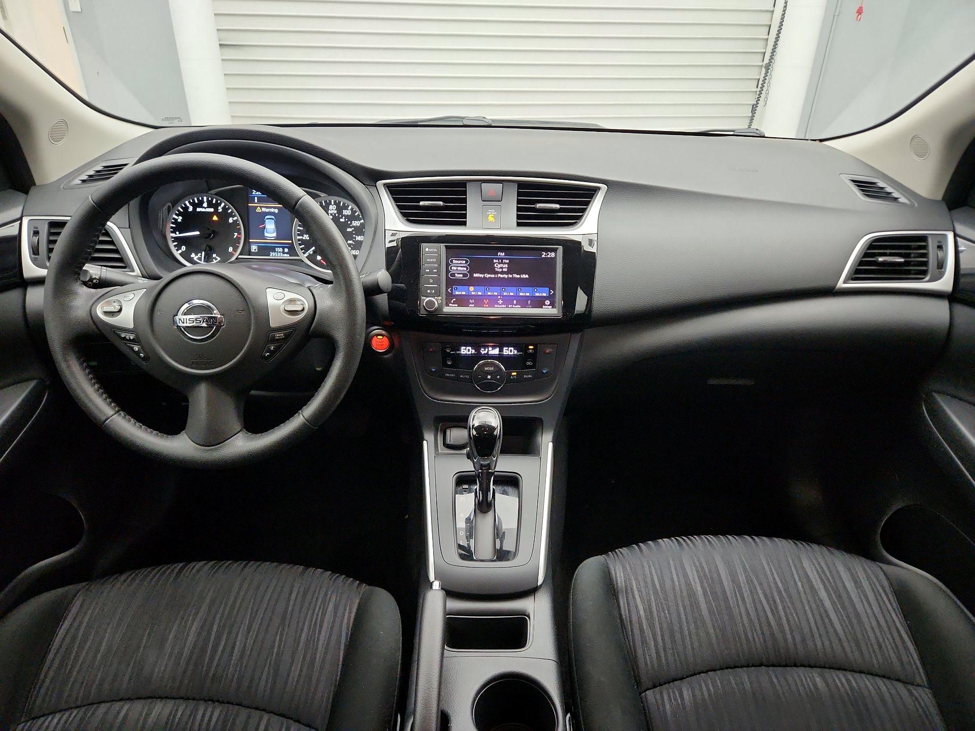 Thumbnail: 2019 Nissan Sentra - 9