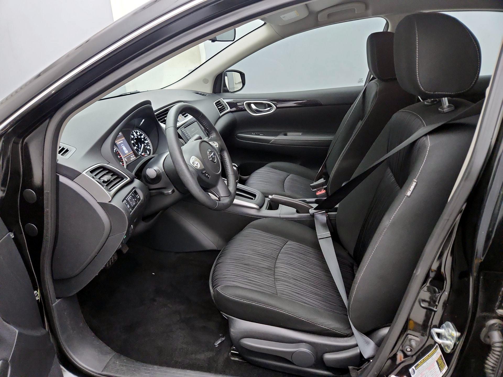 Thumbnail: 2019 Nissan Sentra - 11