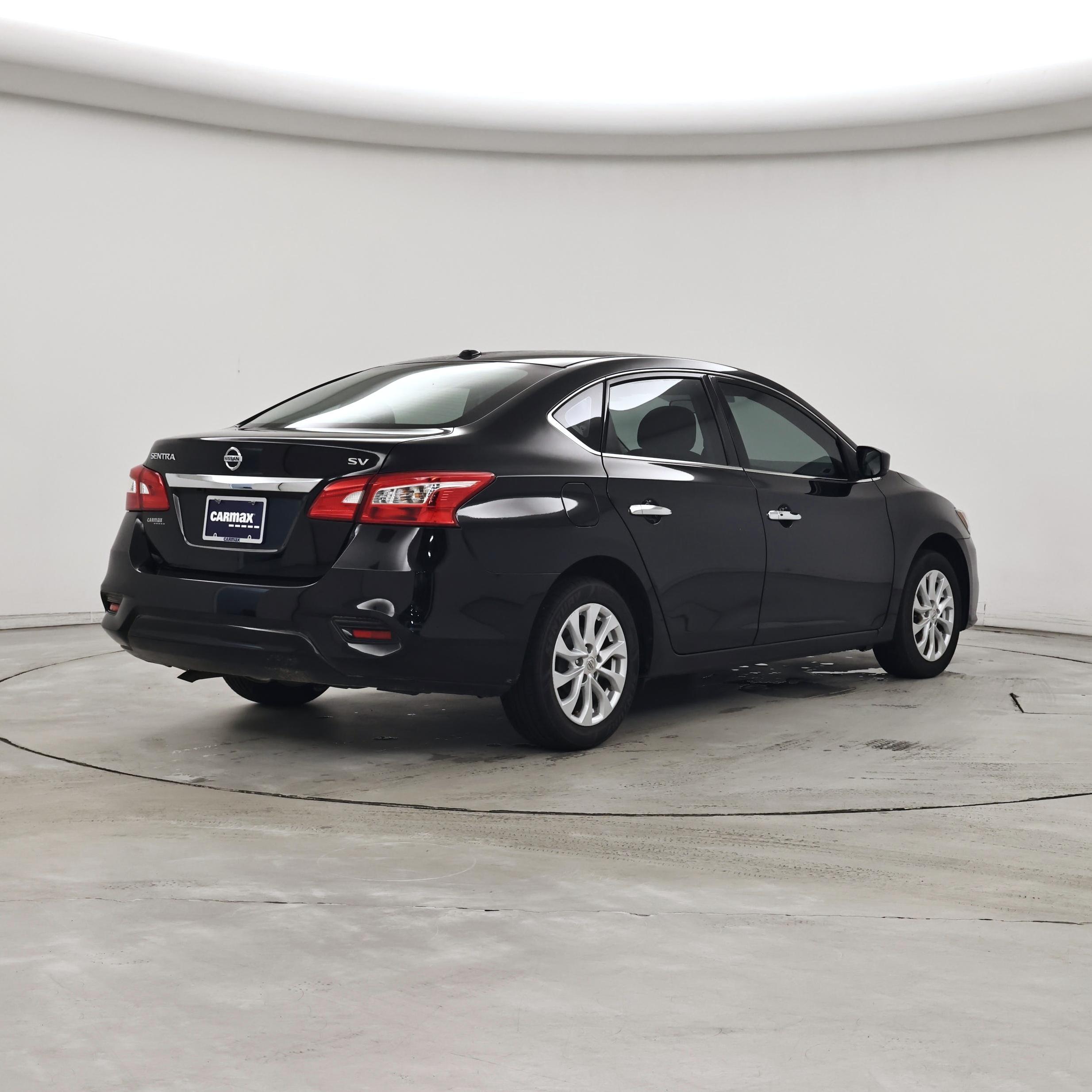 Thumbnail: 2019 Nissan Sentra - 8
