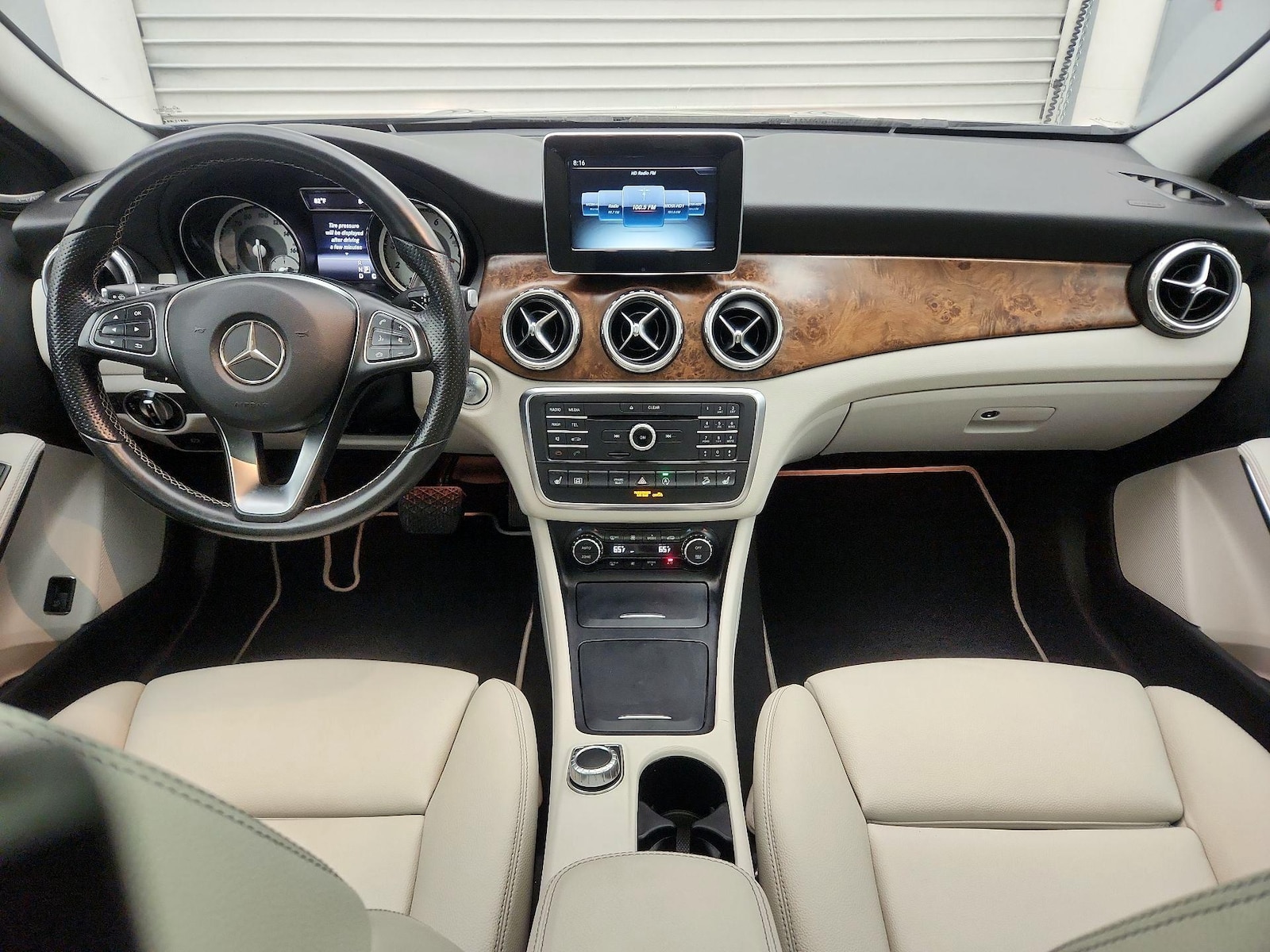 2016 Mercedes-Benz GLA-Class GLA250 - Photo 10