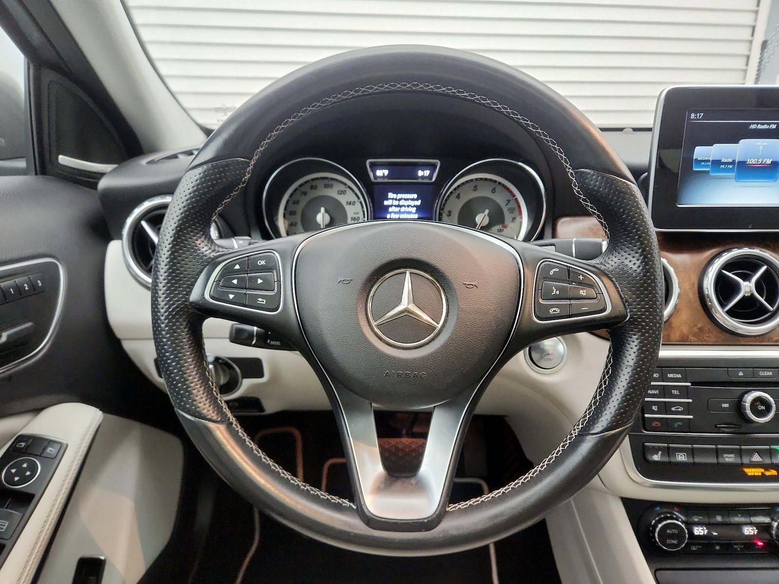 2016 Mercedes-Benz GLA-Class GLA250 - Photo 11