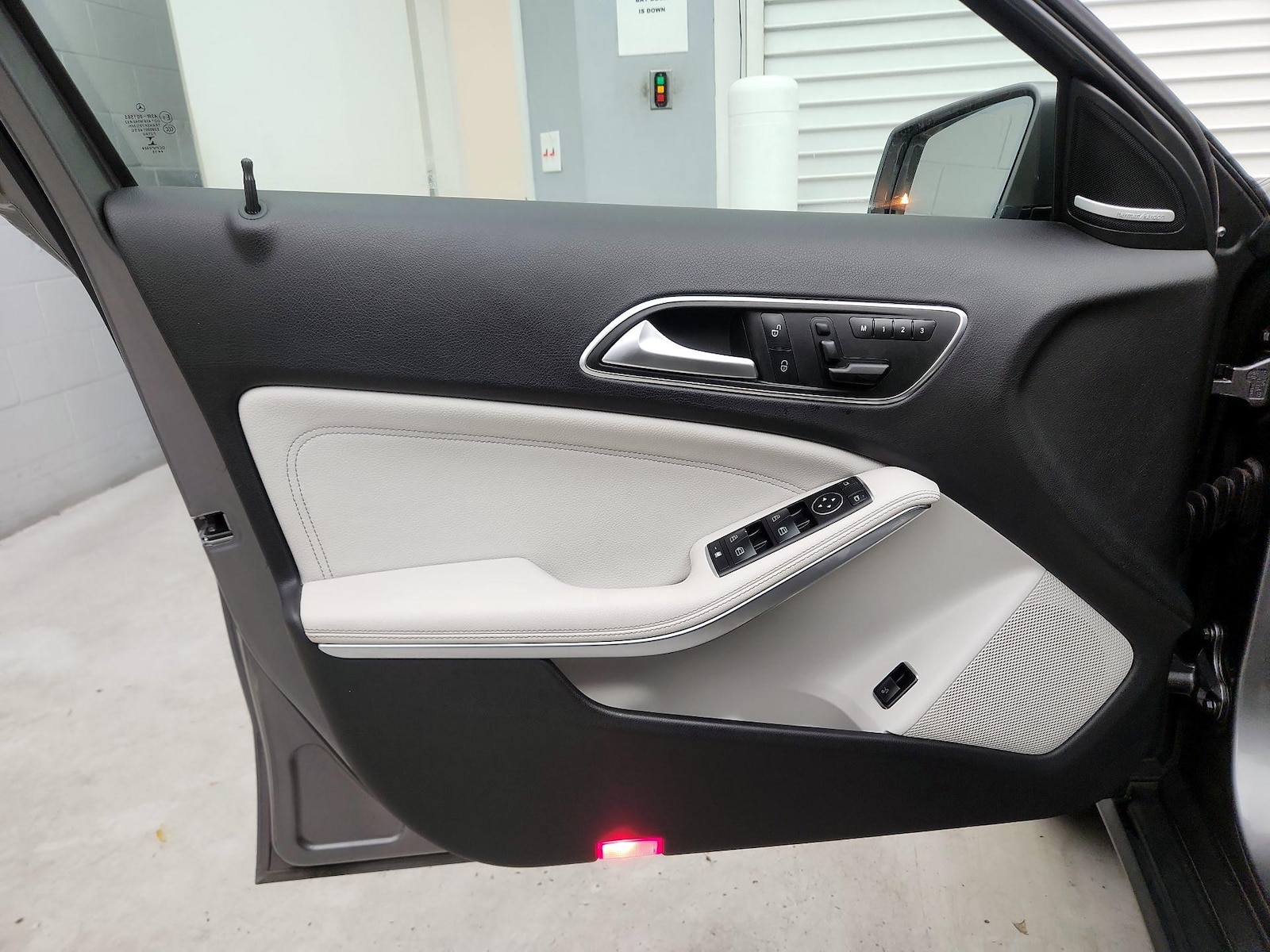 2016 Mercedes-Benz GLA-Class GLA250 - Photo 13