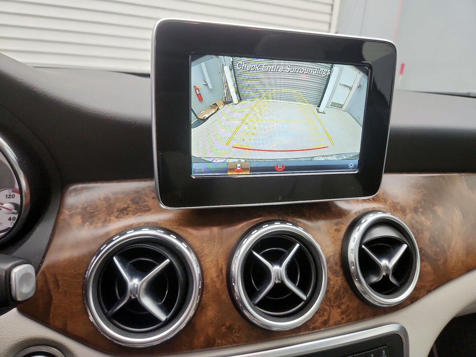 2016 Mercedes-Benz GLA-Class GLA250 - Photo 16