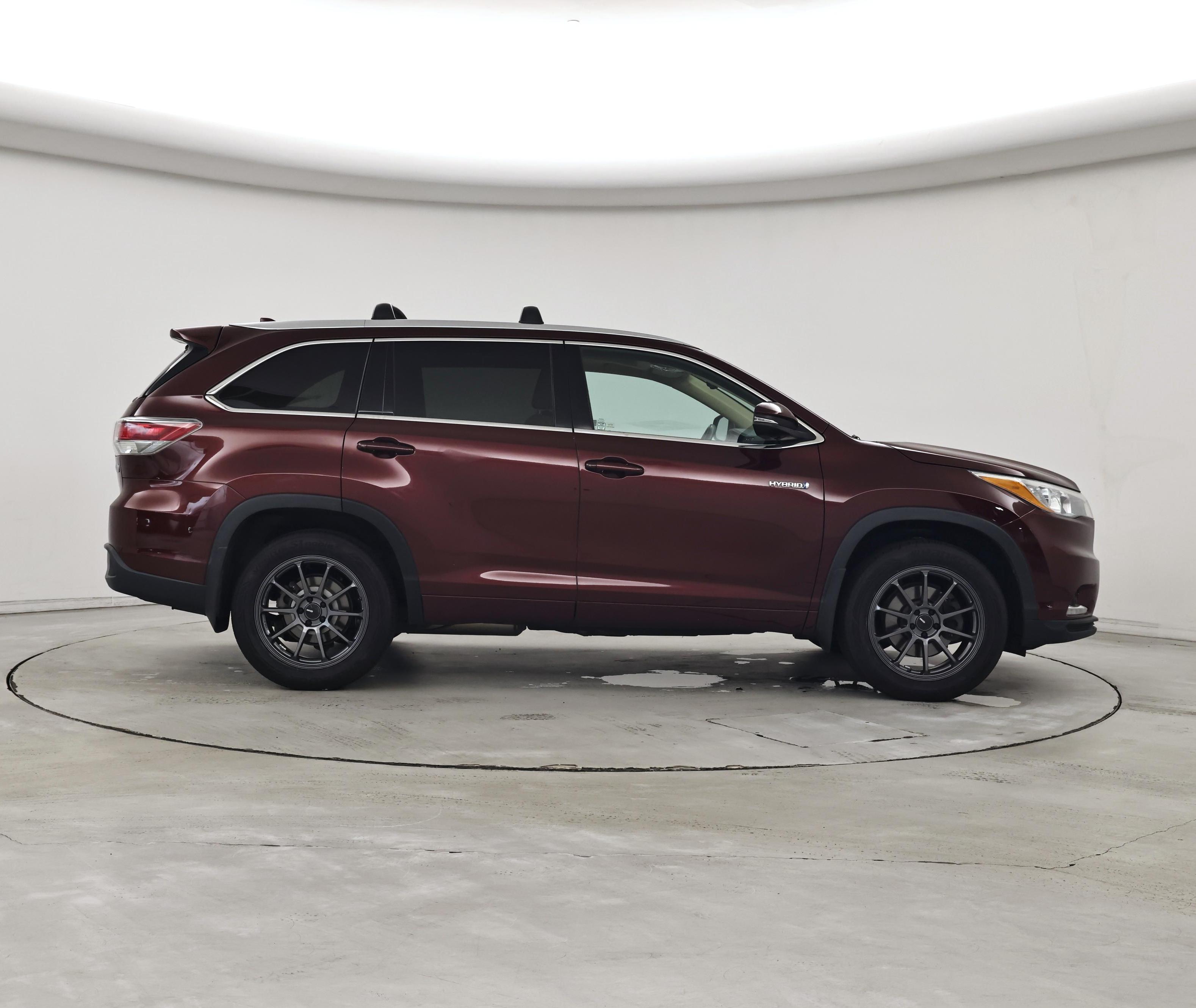 Thumbnail: 2016 Toyota Highlander - 7