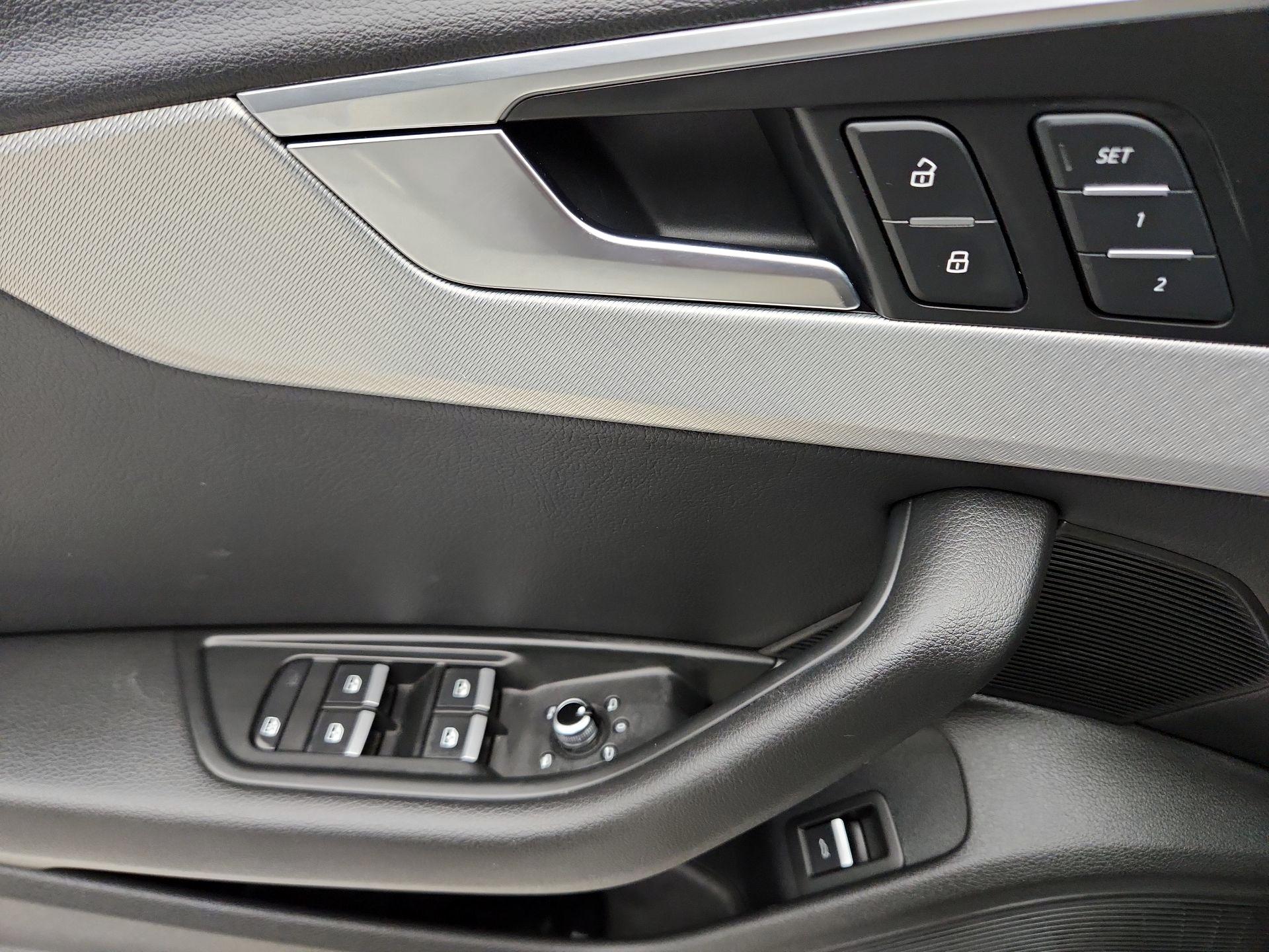 Thumbnail: 2018 Audi A4 - 12