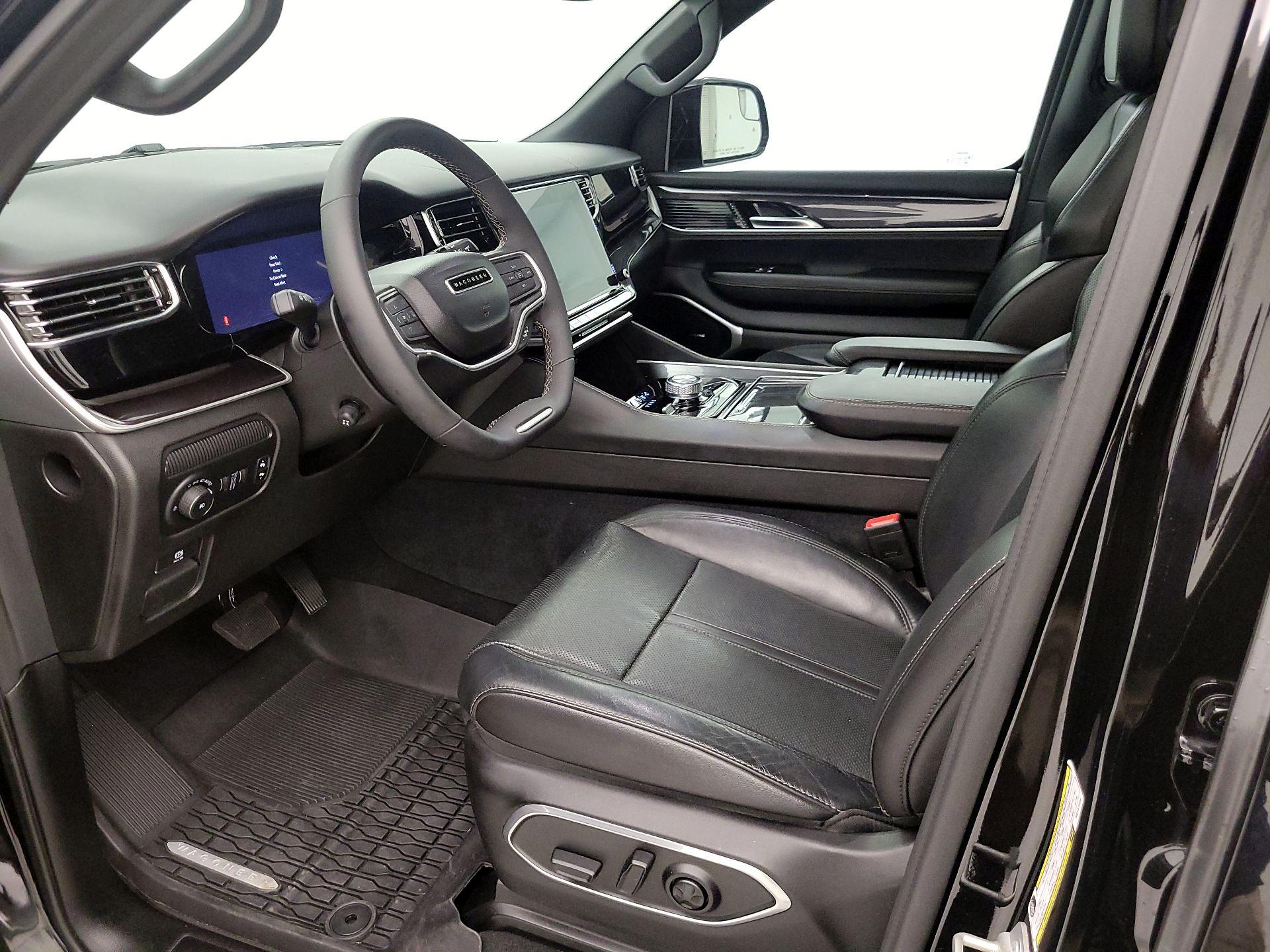 Thumbnail: 2024 Jeep Wagoneer - 11