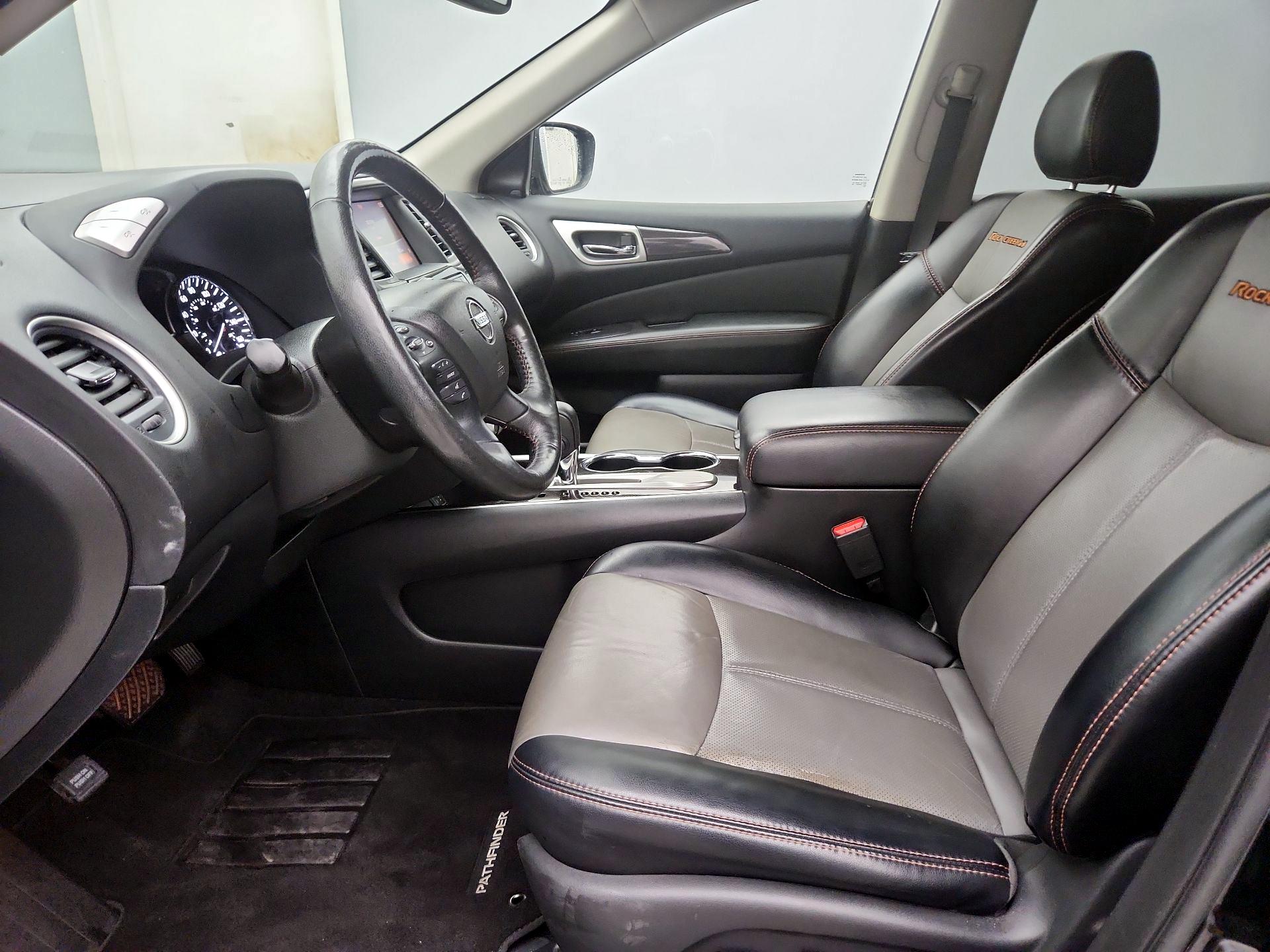 Thumbnail: 2019 Nissan Pathfinder - 11