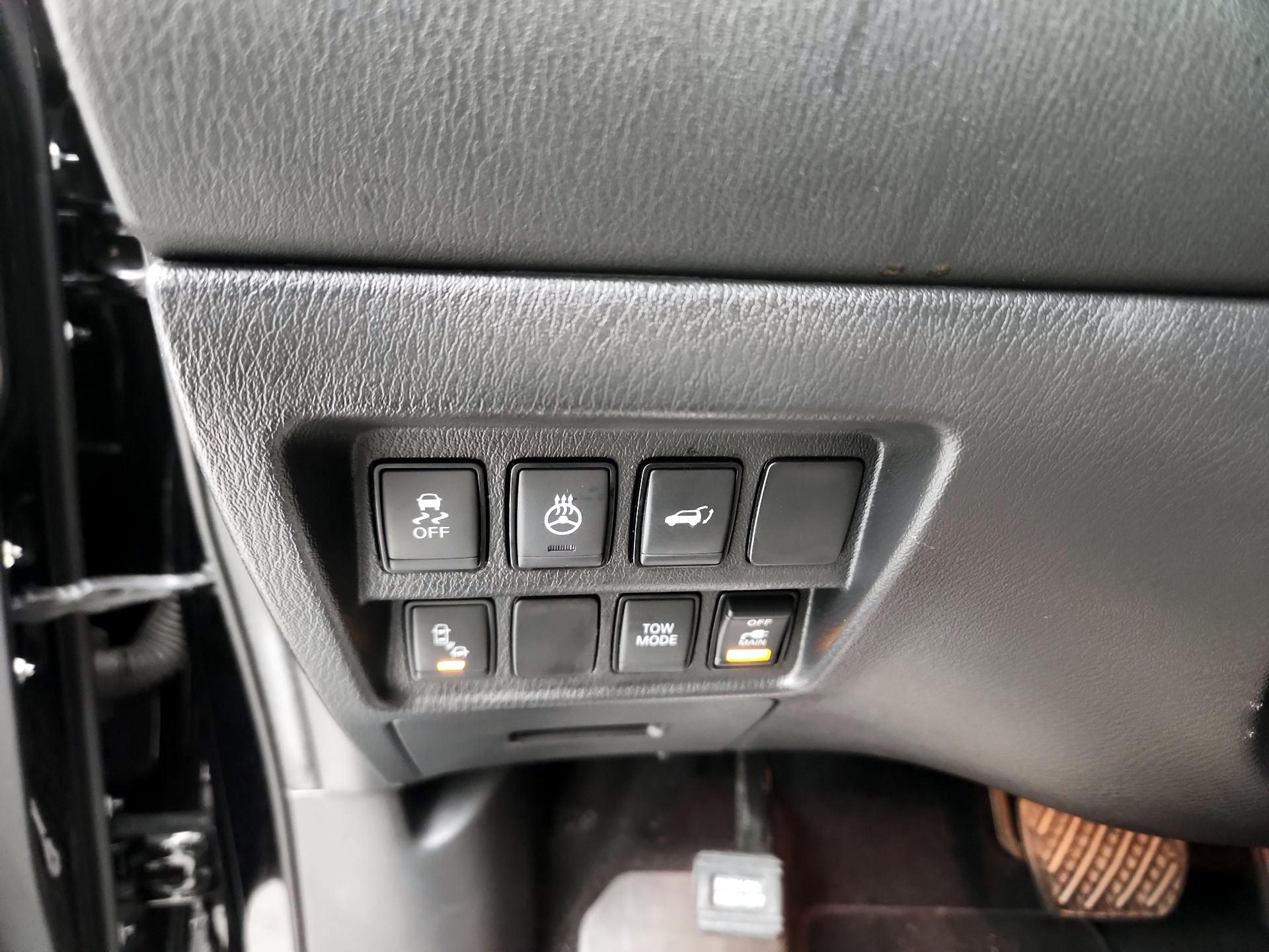 Thumbnail: 2019 Nissan Pathfinder - 13
