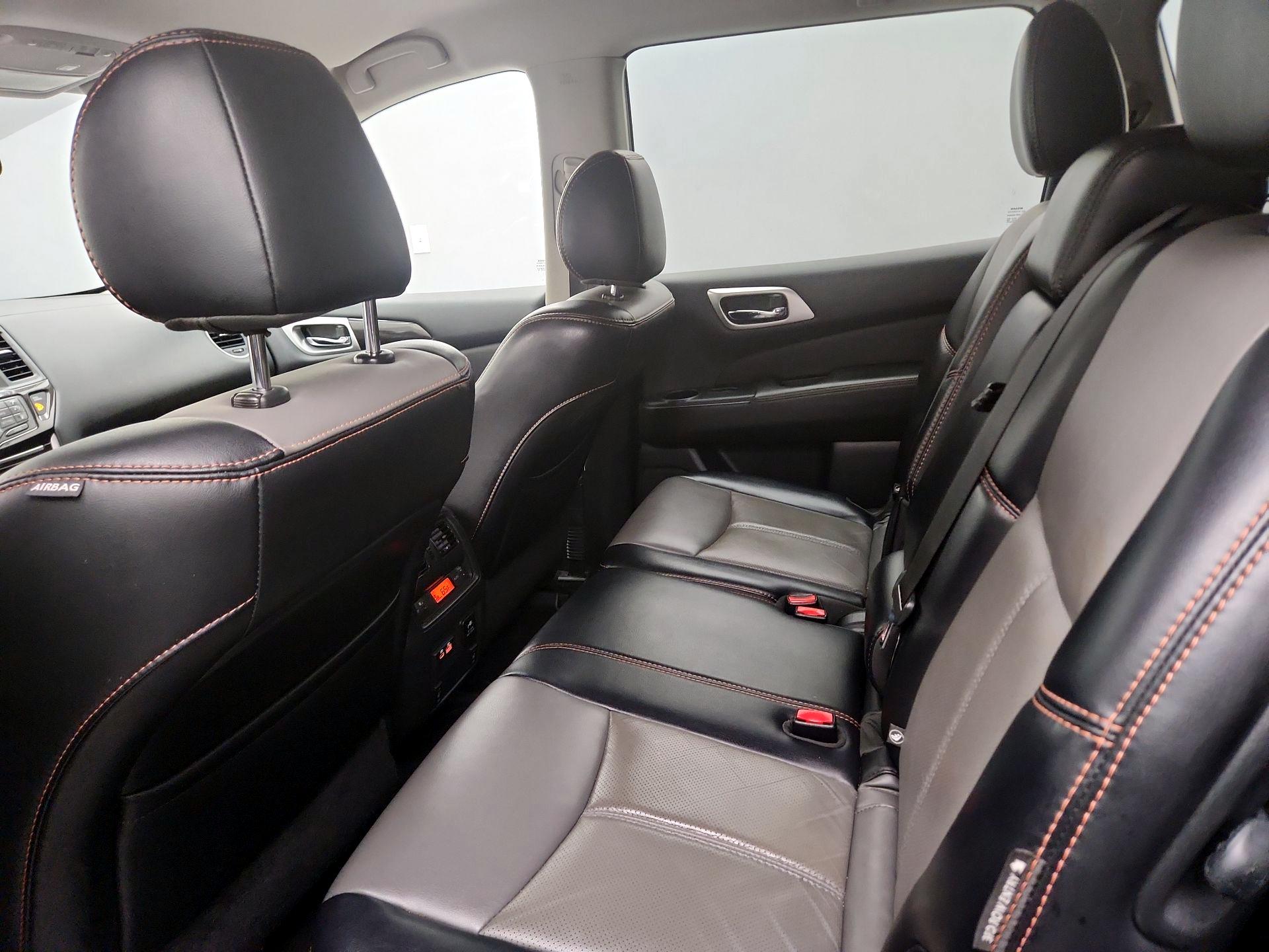 Thumbnail: 2019 Nissan Pathfinder - 20