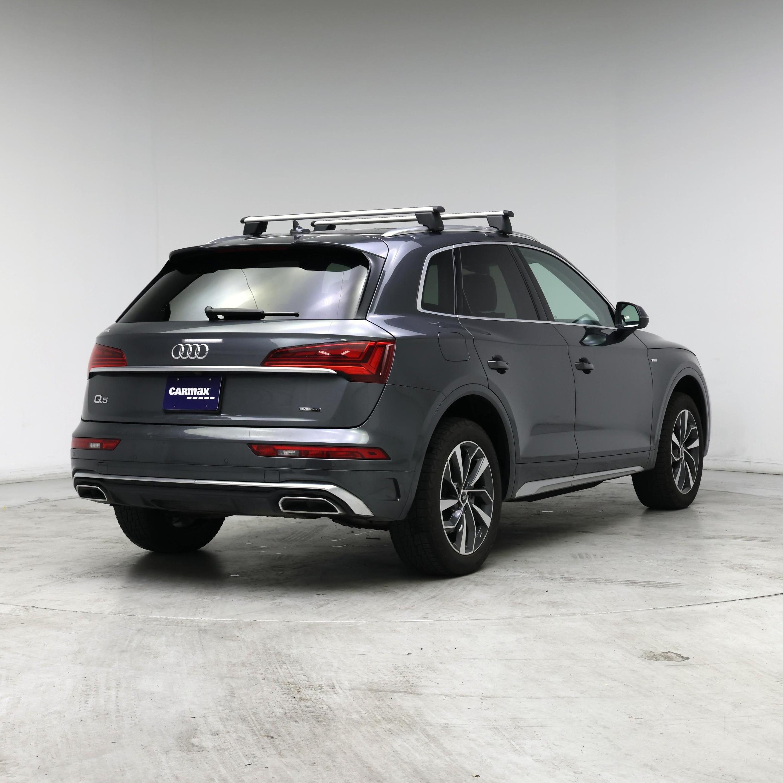 Thumbnail: 2023 Audi Q5 - 8