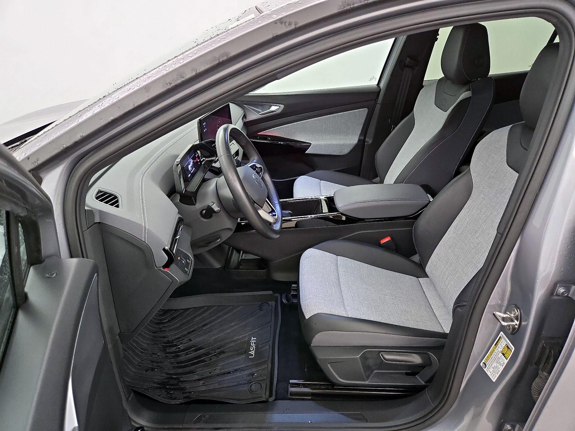 Thumbnail: 2023 Volkswagen ID.4 - 11