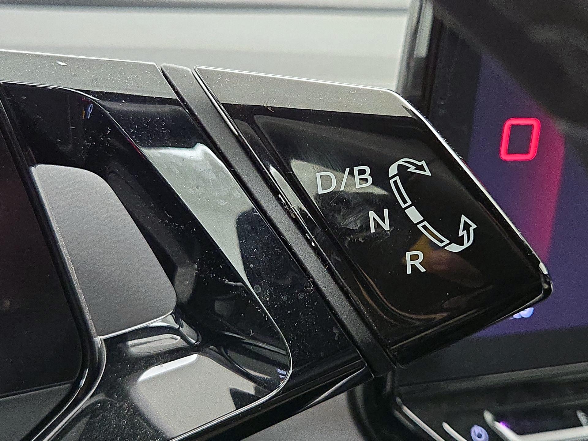 Thumbnail: 2023 Volkswagen ID.4 - 18