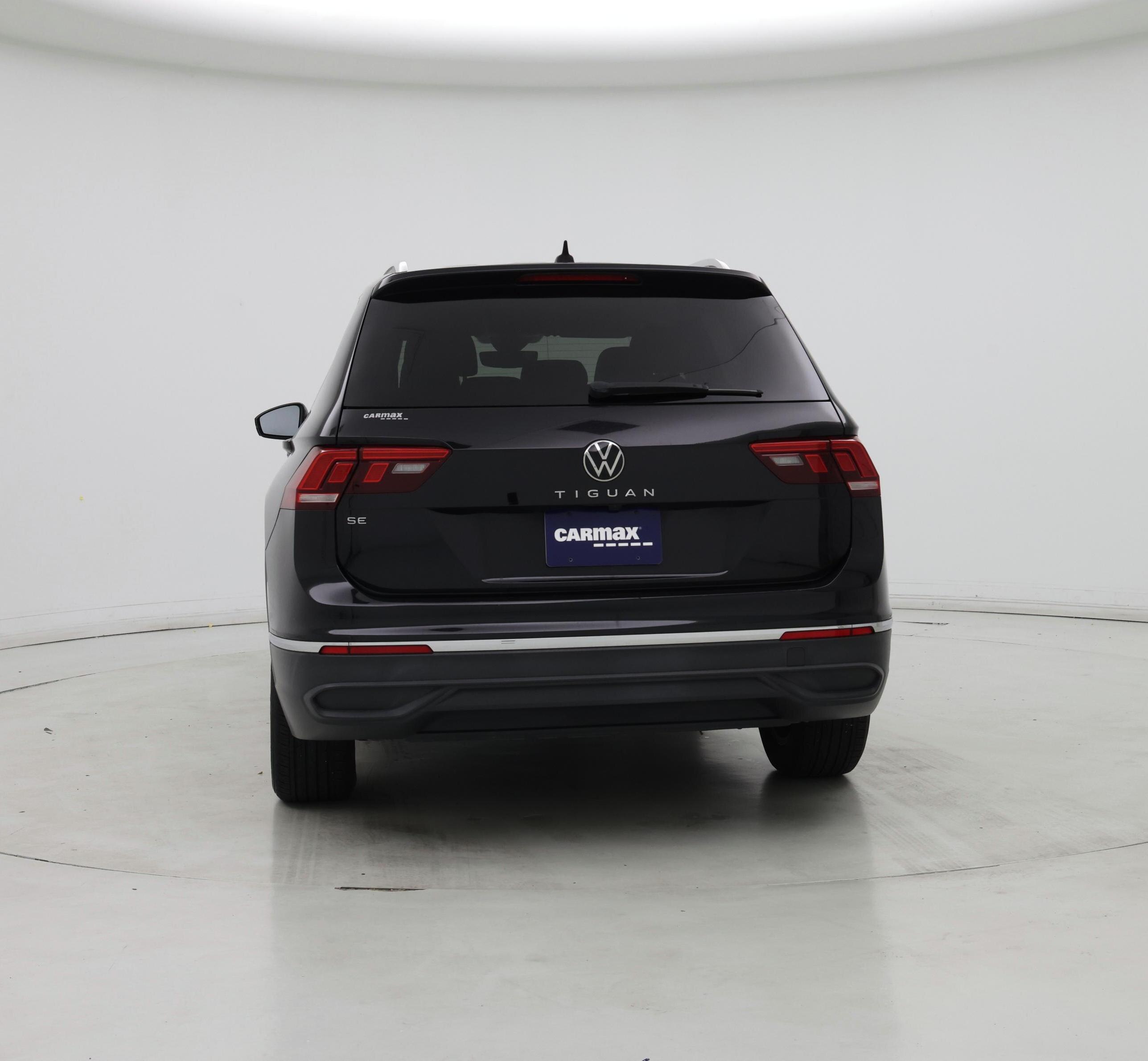 Thumbnail: 2023 Volkswagen Tiguan - 6