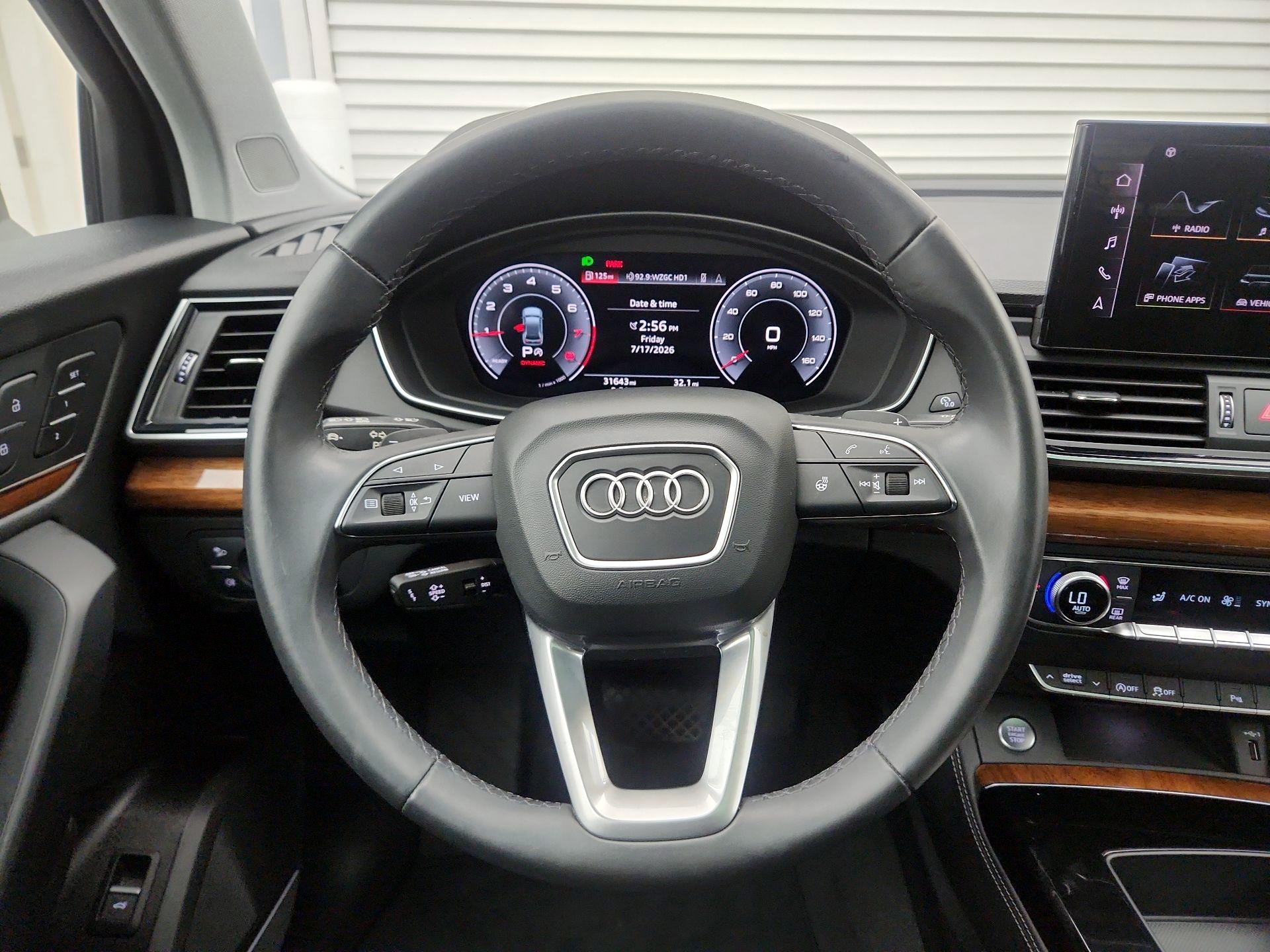 Thumbnail: 2023 Audi Q5 - 10