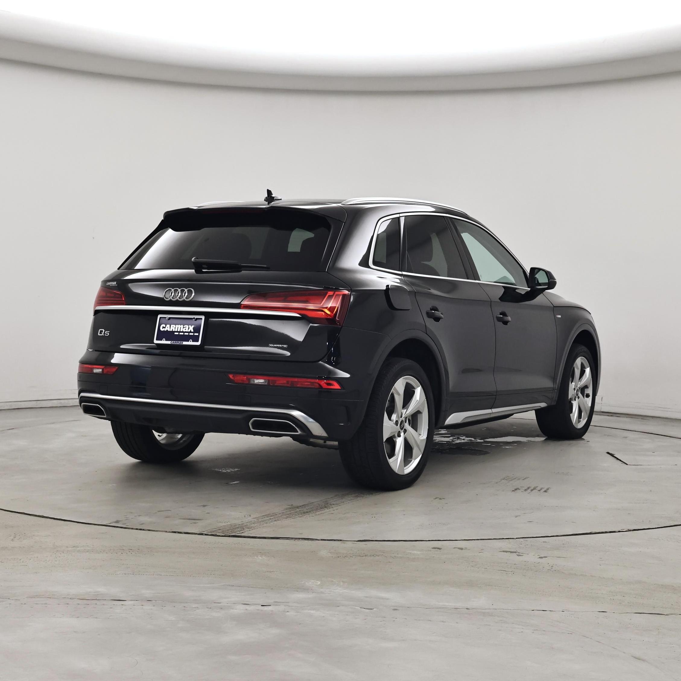 Thumbnail: 2023 Audi Q5 - 8