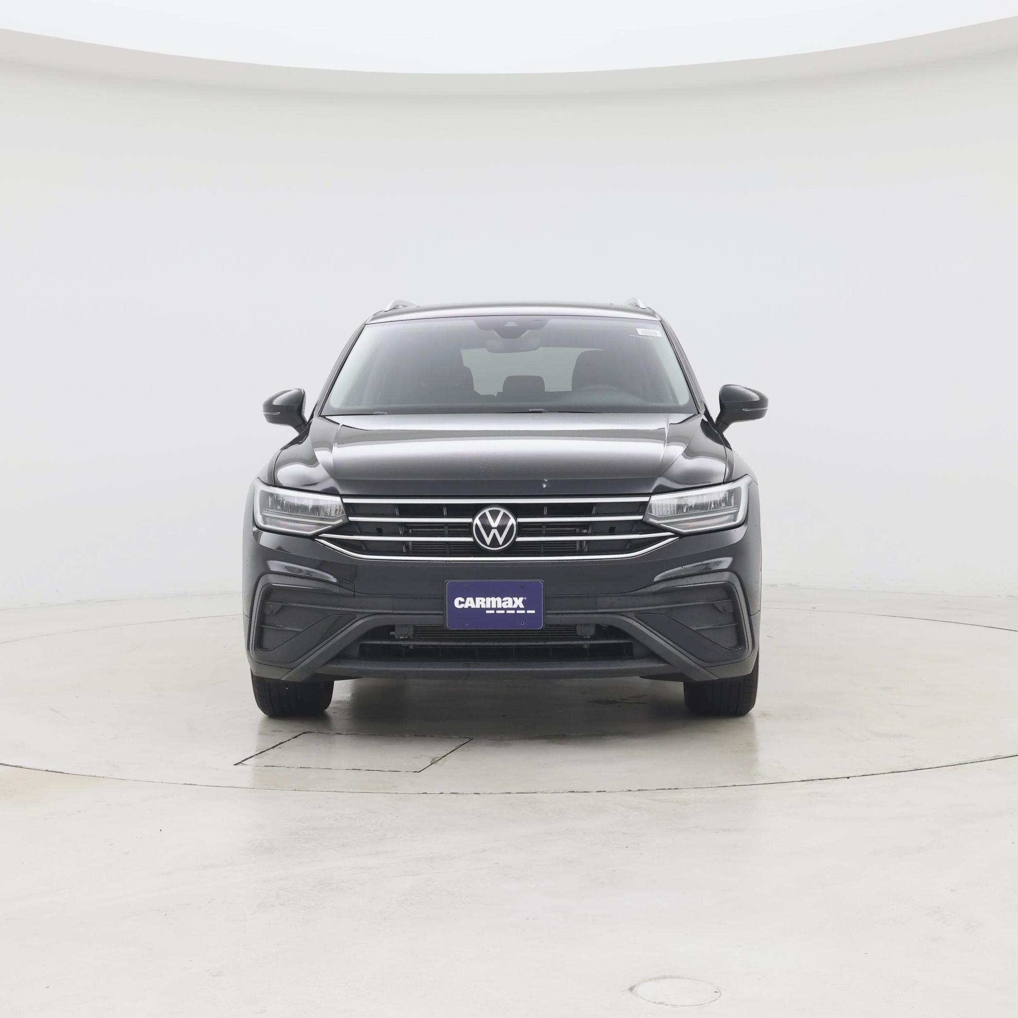 Thumbnail: 2023 Volkswagen Tiguan - 5