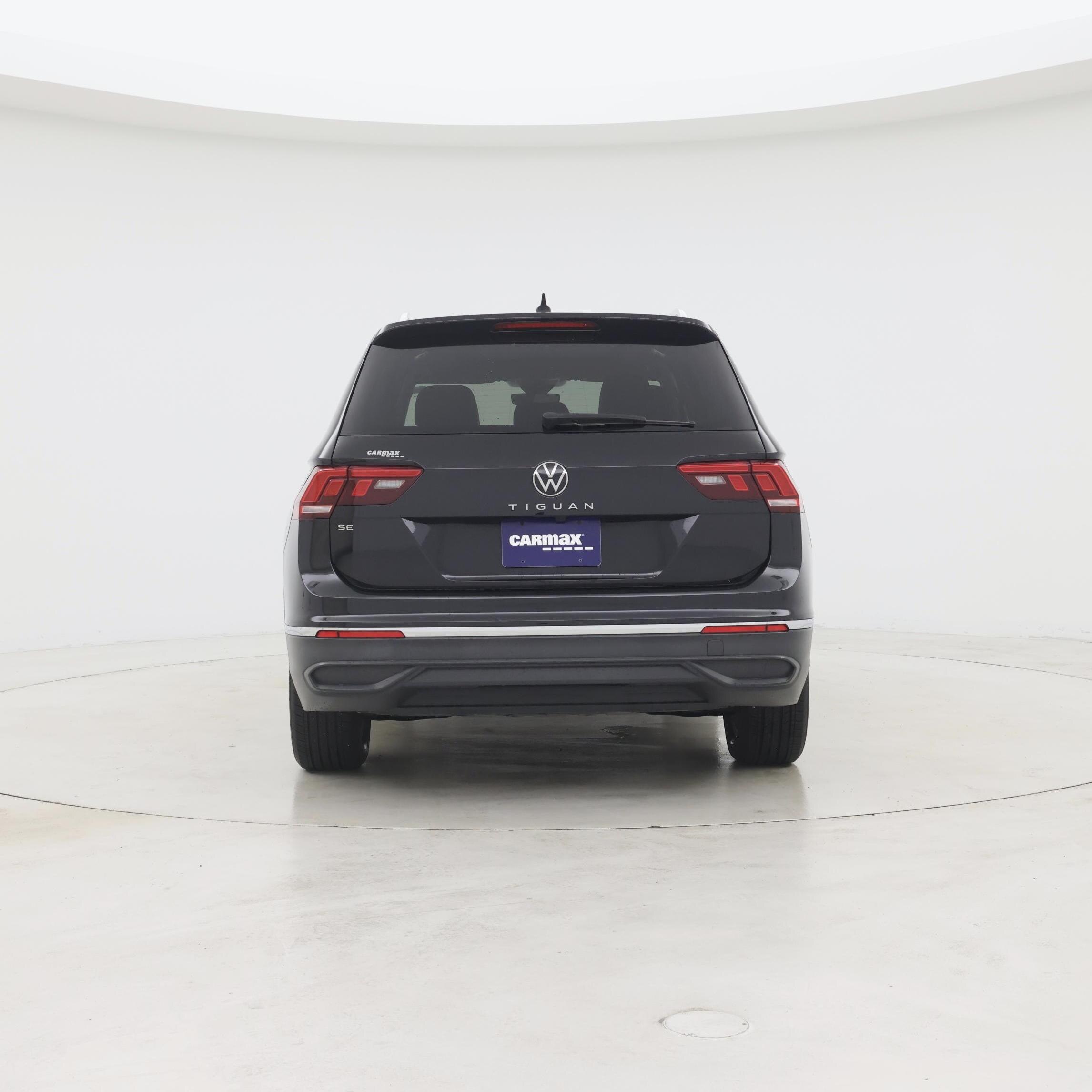 Thumbnail: 2023 Volkswagen Tiguan - 6