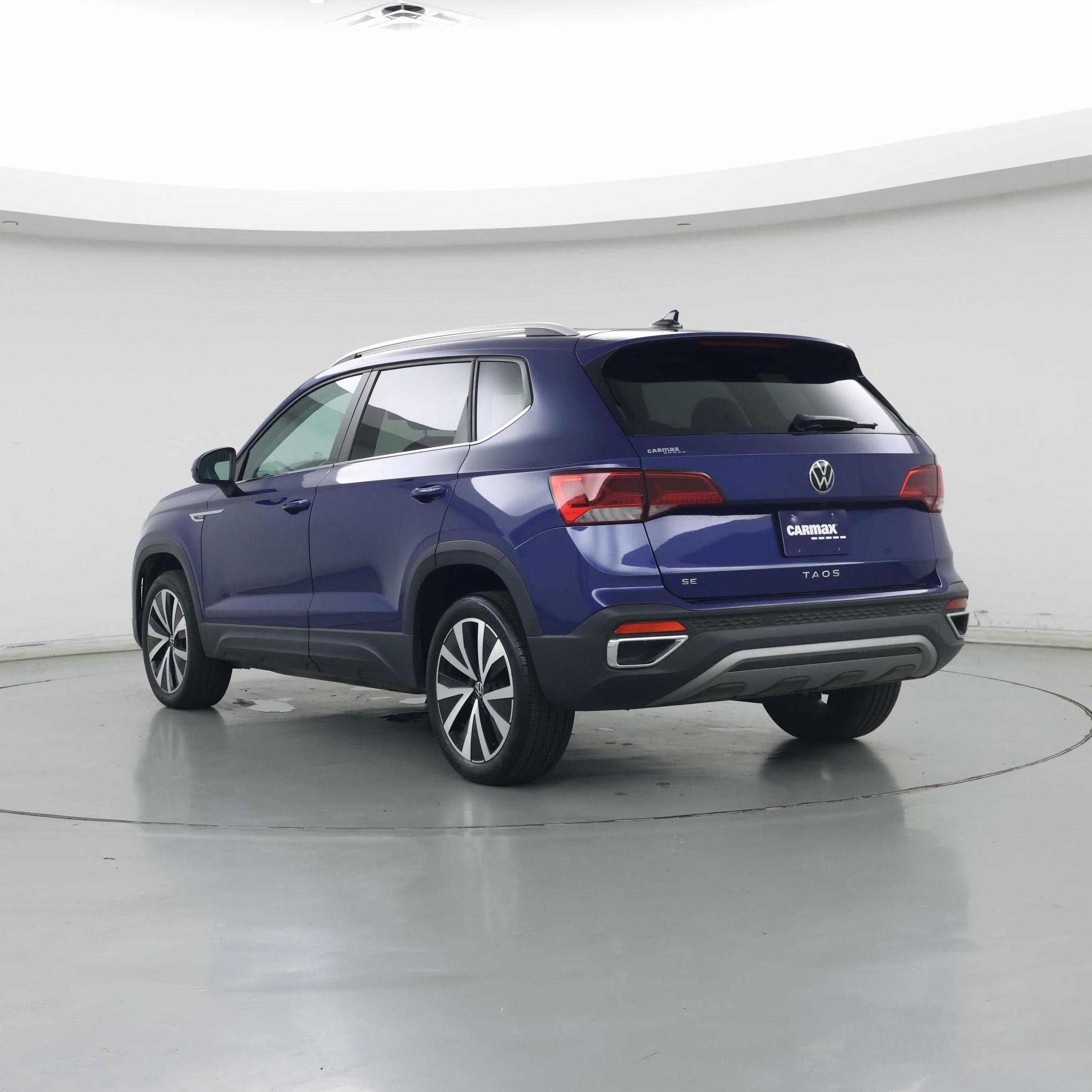 Thumbnail: 2022 Volkswagen Taos - 2