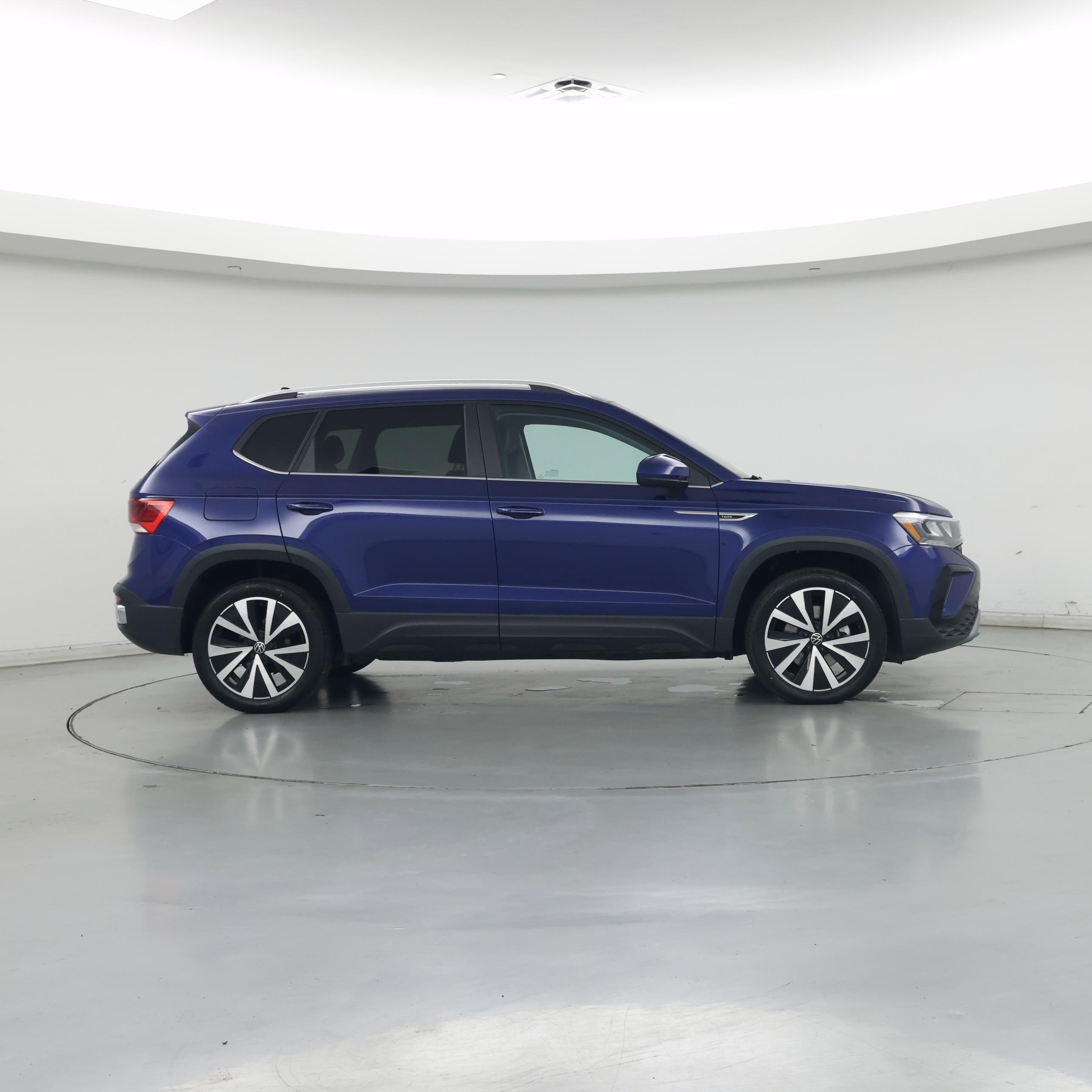 Thumbnail: 2022 Volkswagen Taos - 7