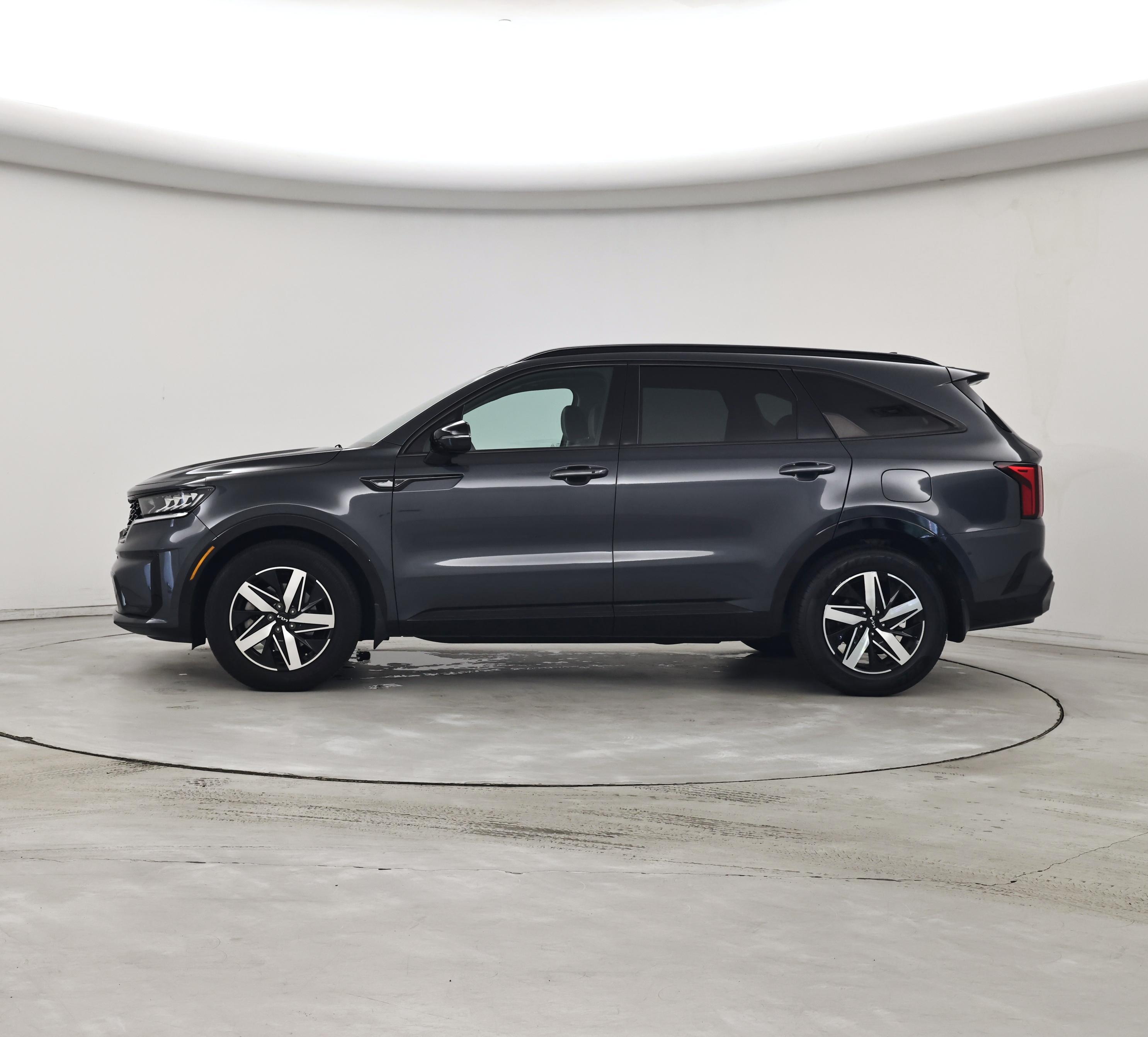 Thumbnail: 2023 Kia Sorento - 3