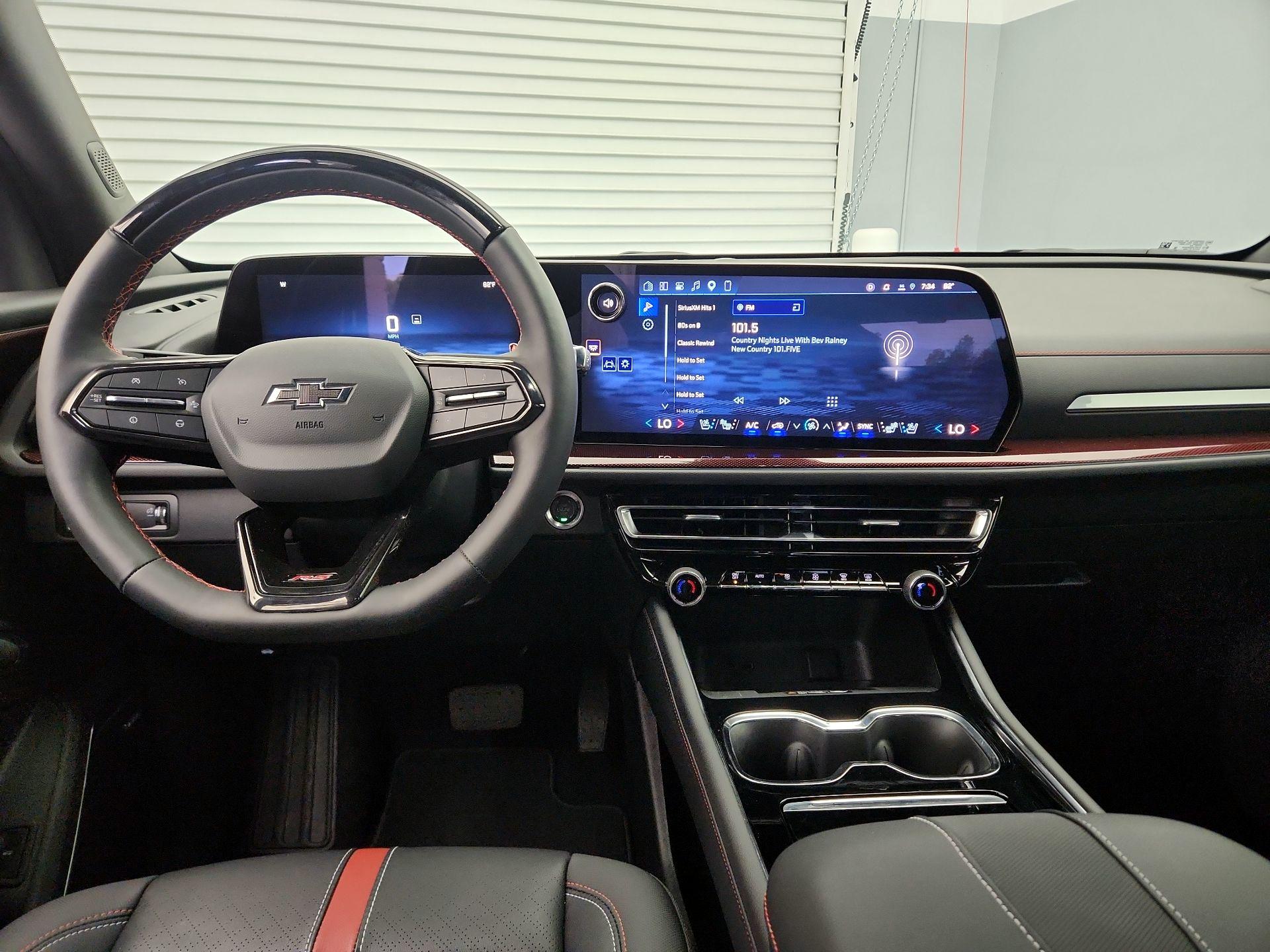 Thumbnail: 2026 Chevrolet Traverse - 9