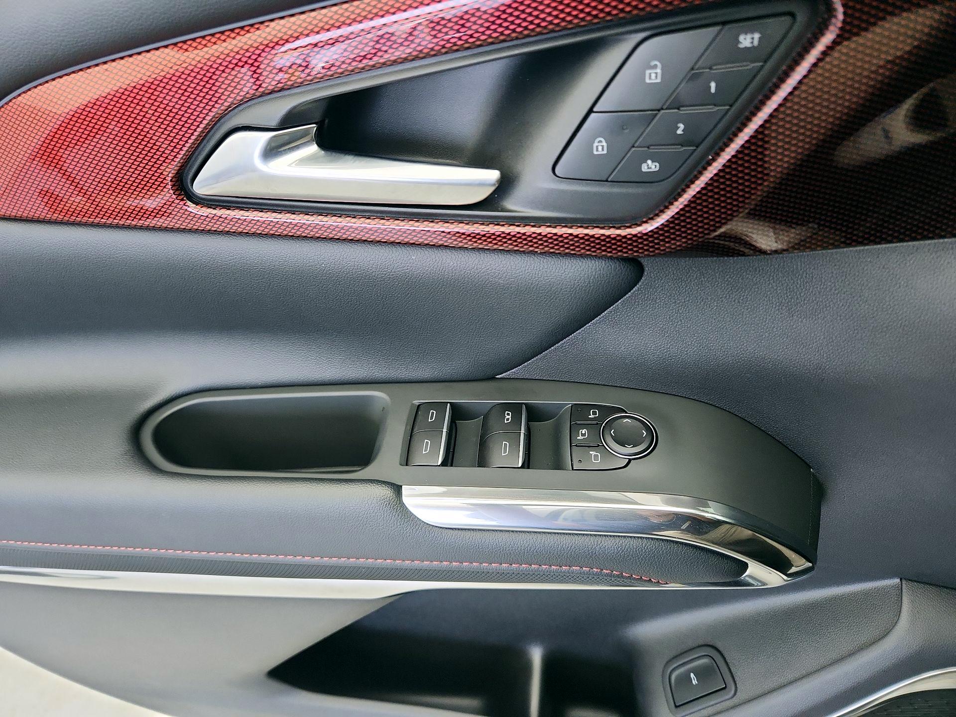 Thumbnail: 2026 Chevrolet Traverse - 12