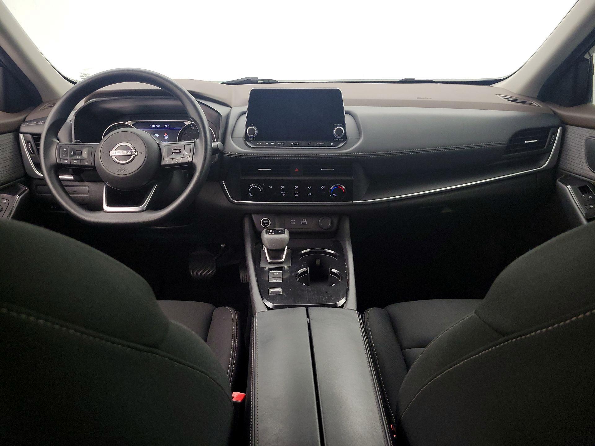 Thumbnail: 2023 Nissan Rogue - 9