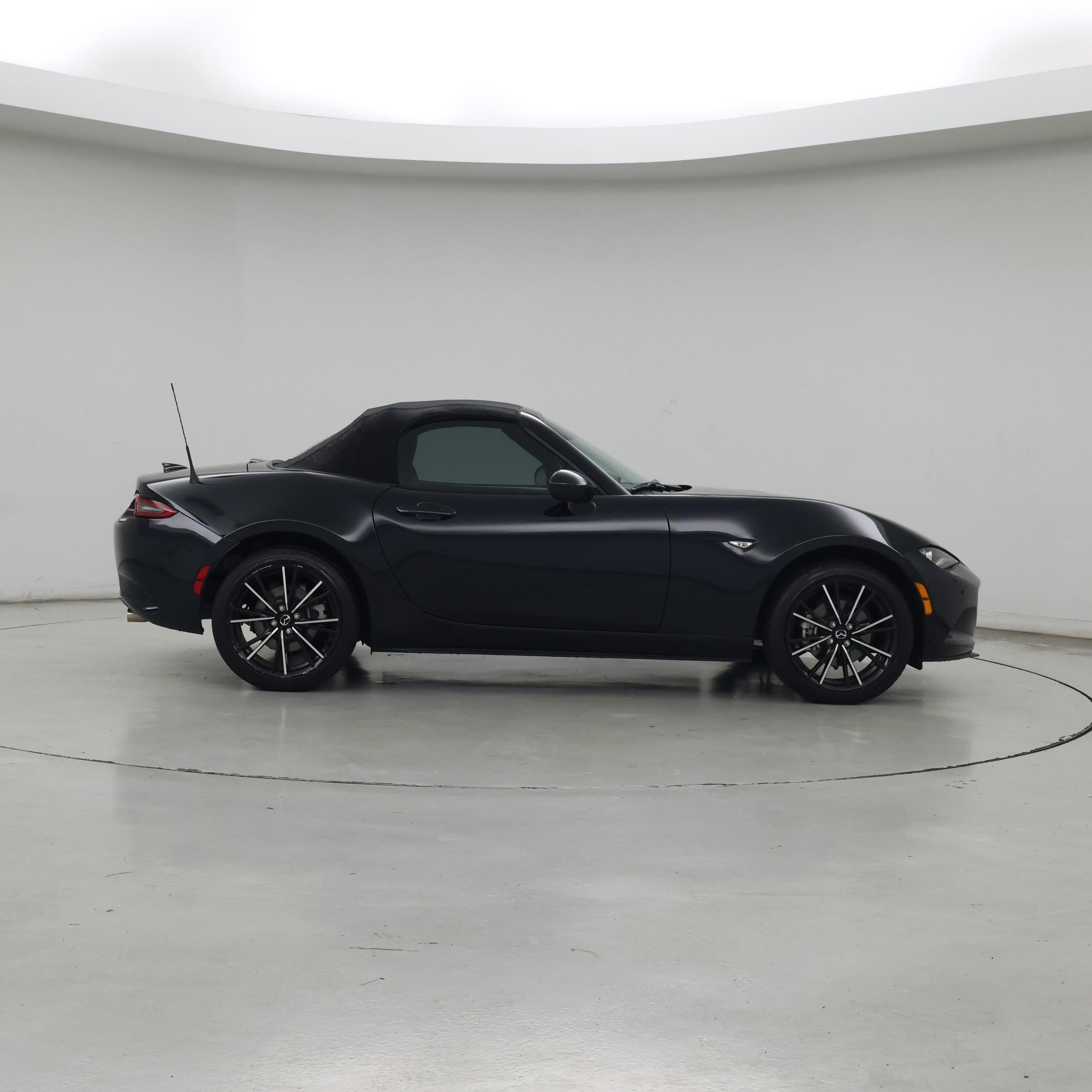 Thumbnail: 2024 Mazda MX-5 Miata - 7