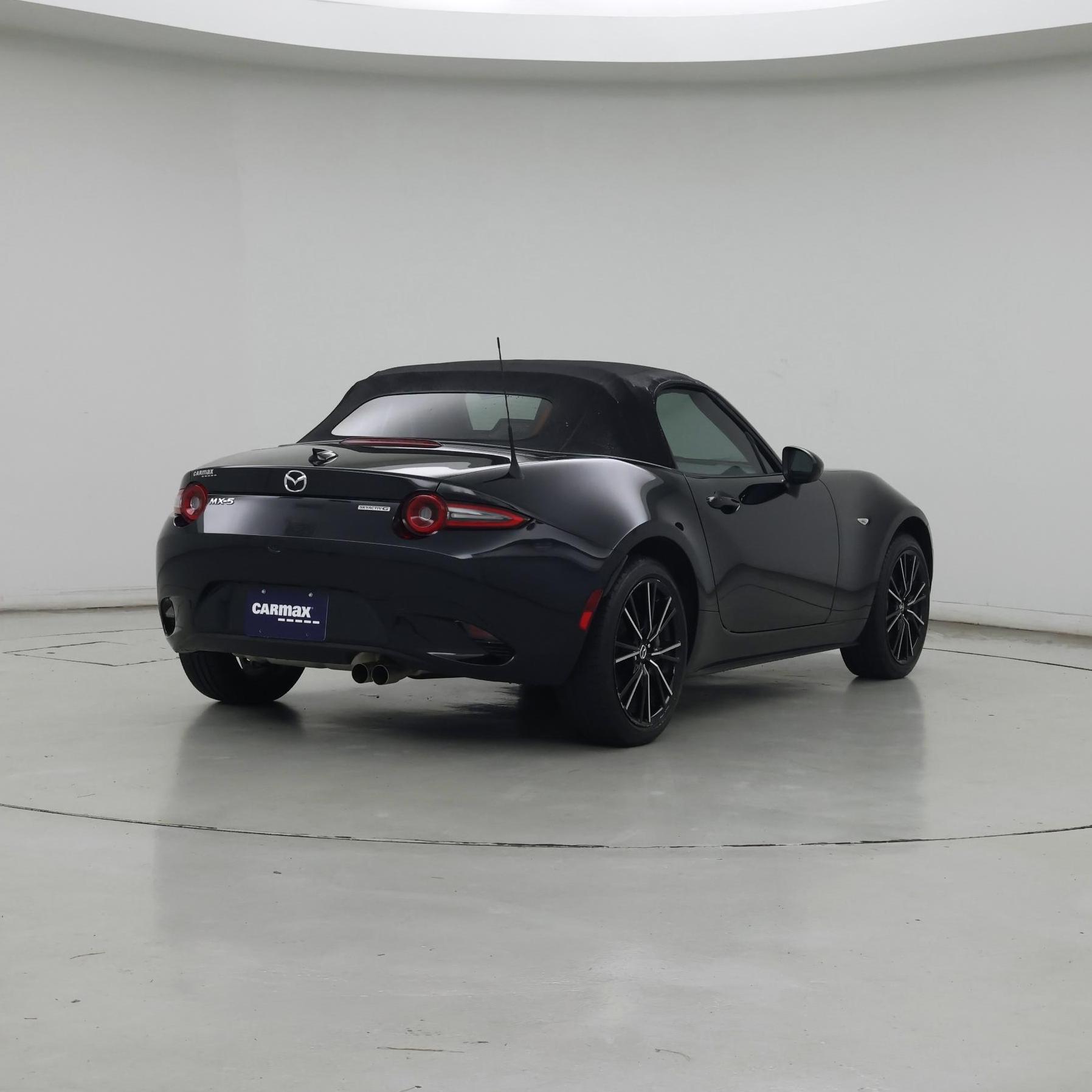 Thumbnail: 2024 Mazda MX-5 Miata - 8
