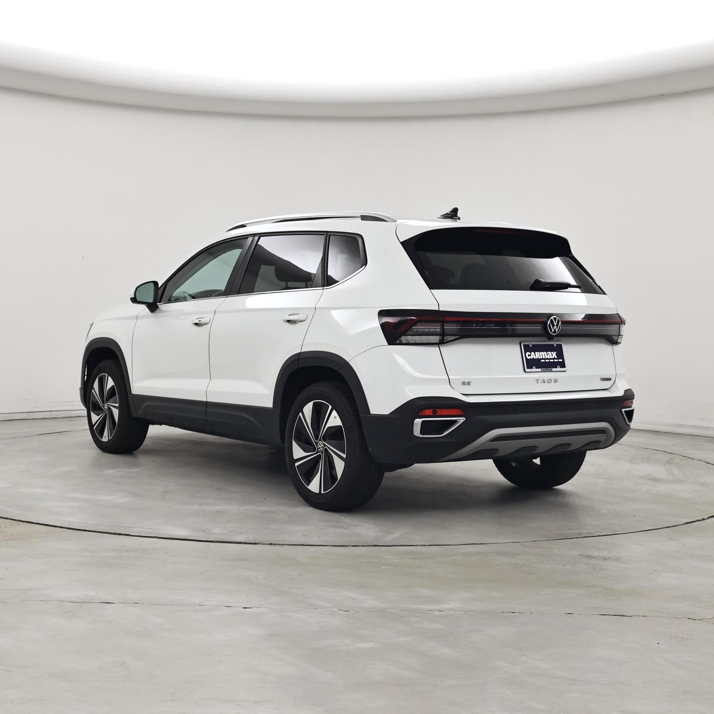 Thumbnail: 2025 Volkswagen Taos - 2