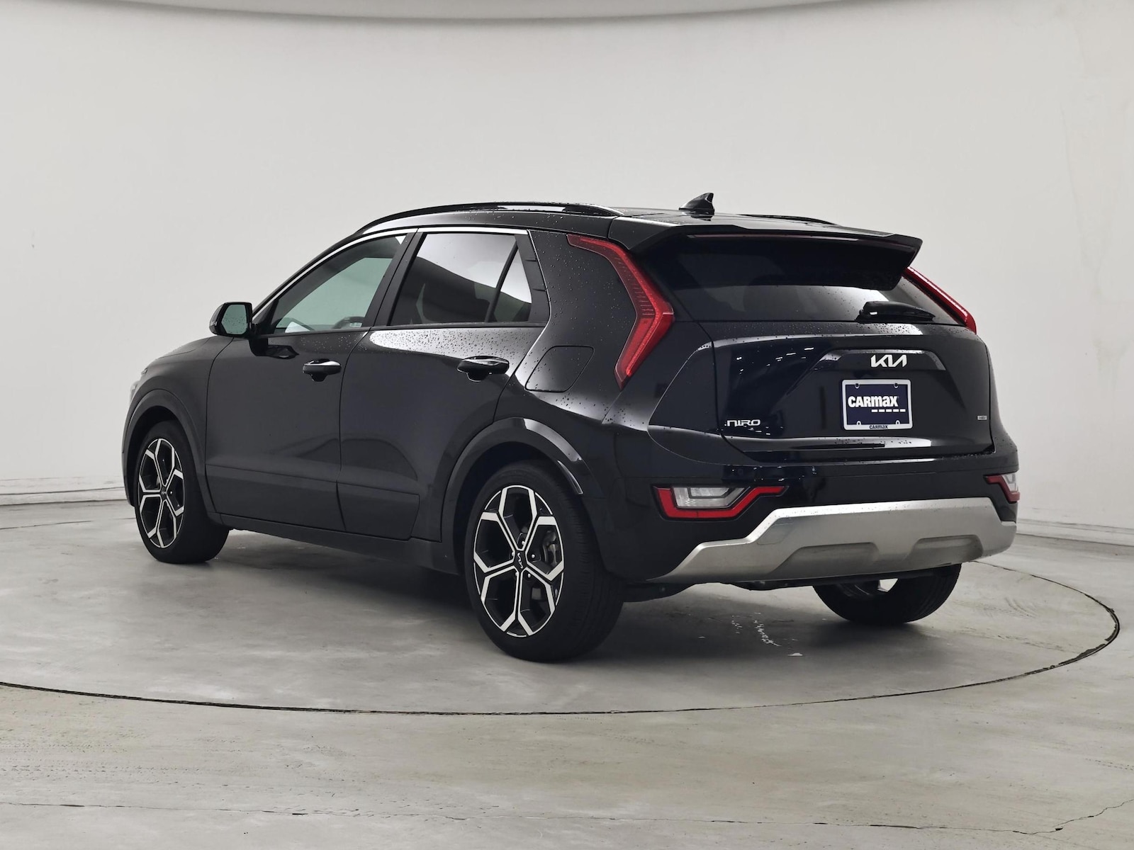 2024 Kia Niro SX Touring - Photo 3