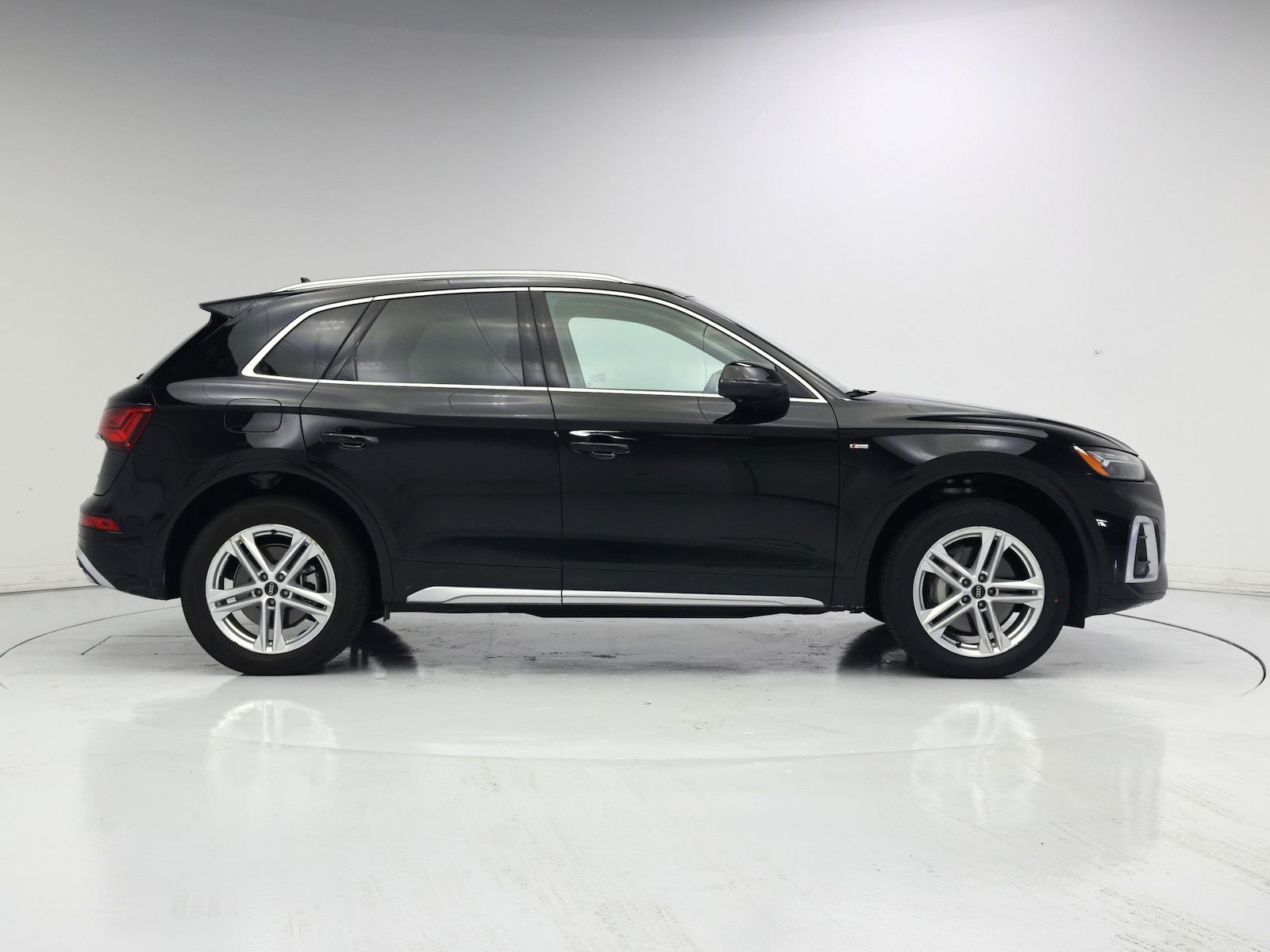 2024 Audi Q5 Premium - Photo 8