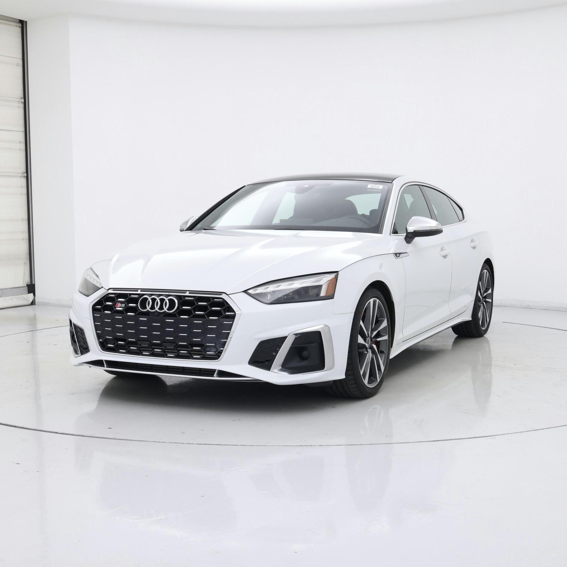 Thumbnail: 2023 Audi S5 - 4