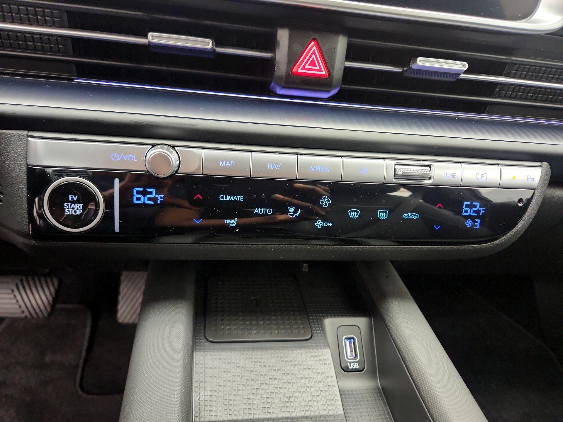 Thumbnail: 2024 Hyundai Ioniq 6 - 17