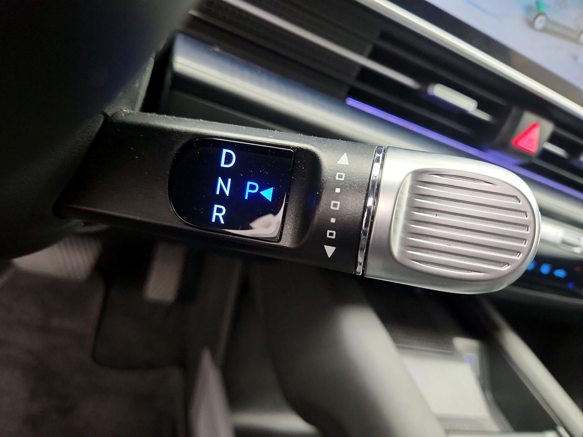 Thumbnail: 2024 Hyundai Ioniq 6 - 18
