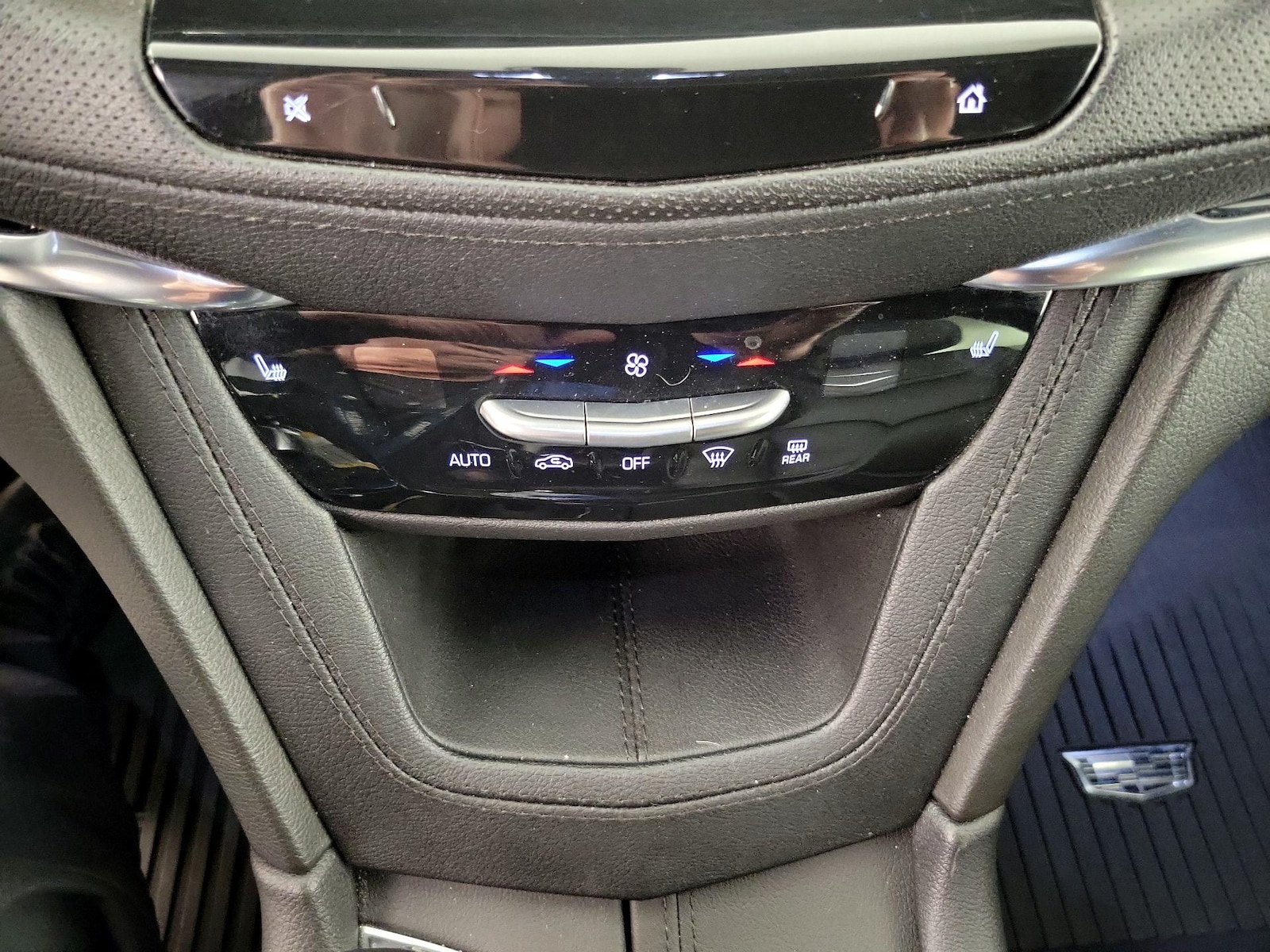 2023 Cadillac XT5 Premium Luxury - Photo 18