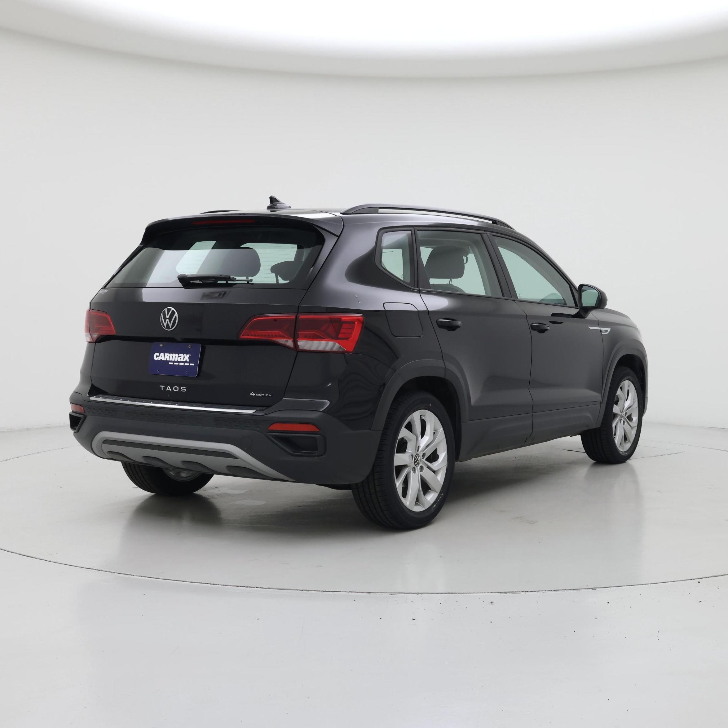 Thumbnail: 2023 Volkswagen Taos - 8