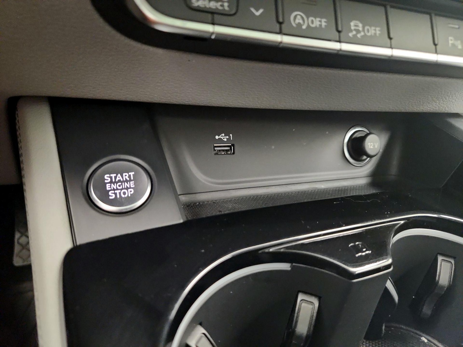 2024 Audi A4 Premium Plus - Photo 18