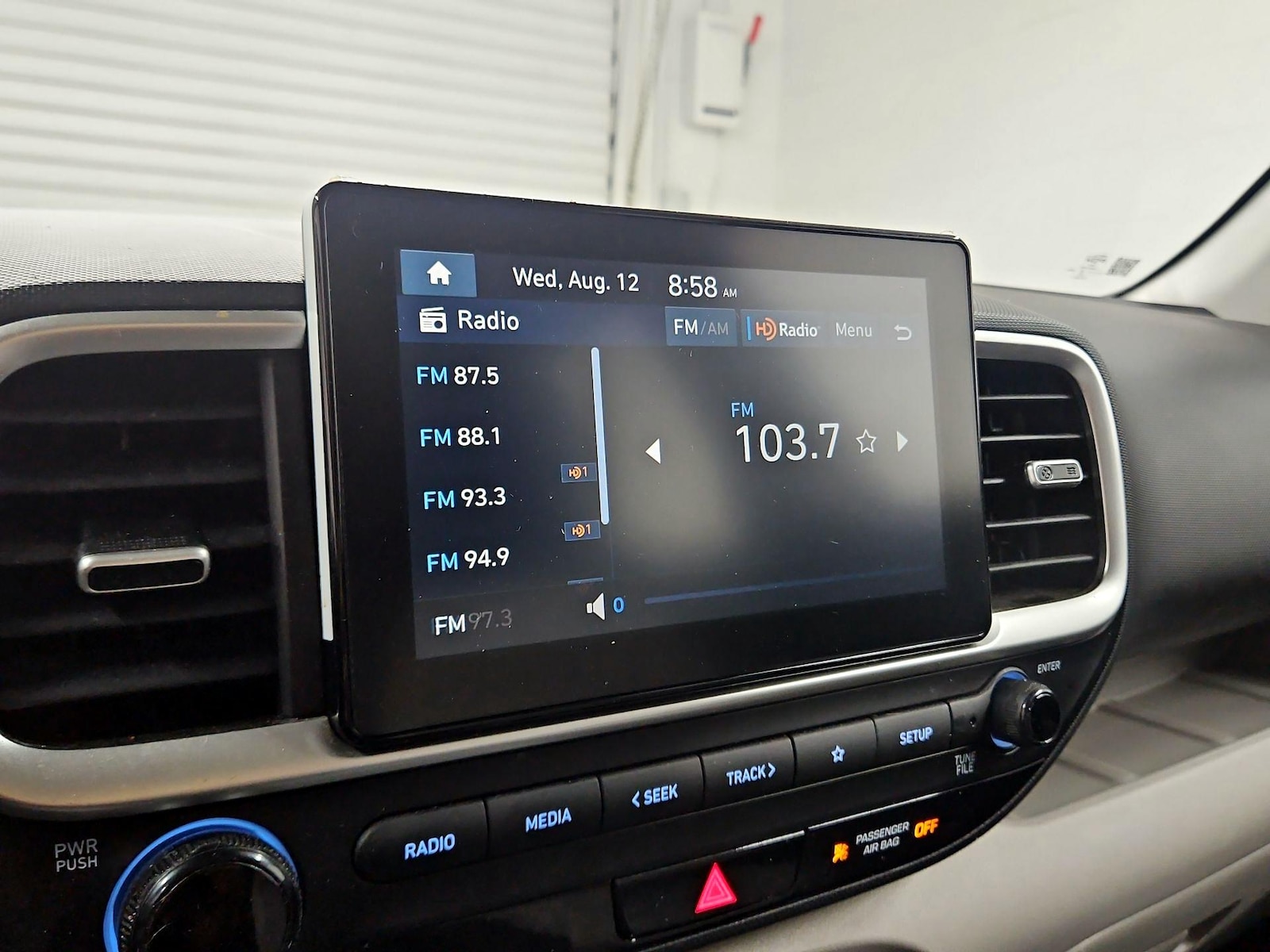 2023 Hyundai Venue SEL - Photo 16