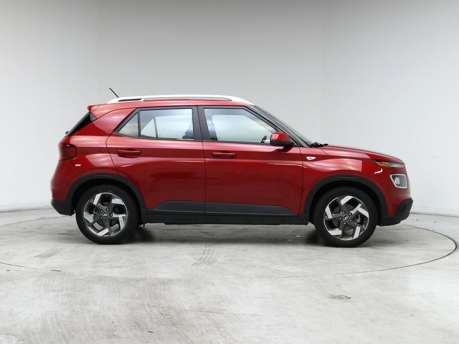 2023 Hyundai Venue SEL - Photo 8